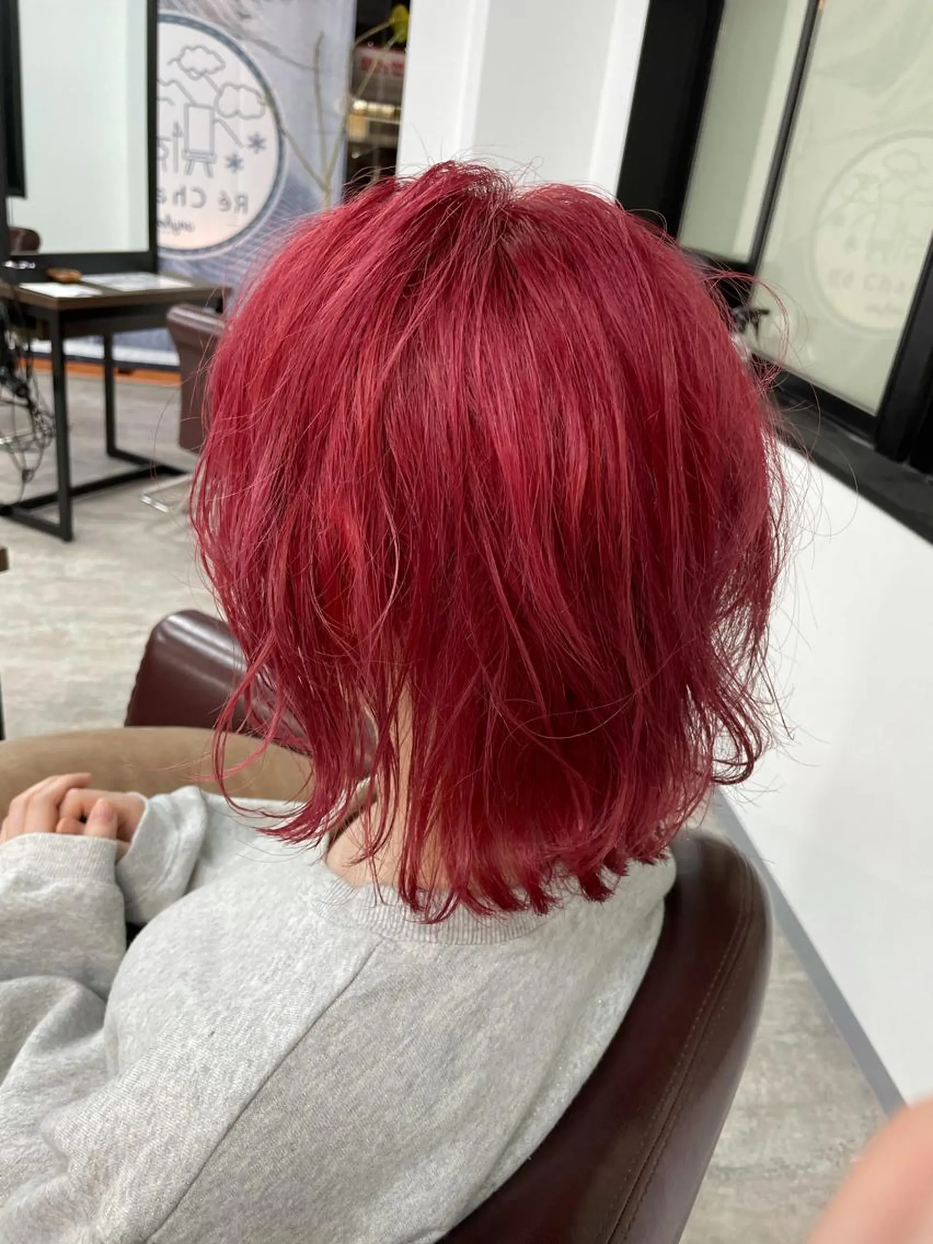 ミディアム カラー 須佐 勝也のヘアスタイル