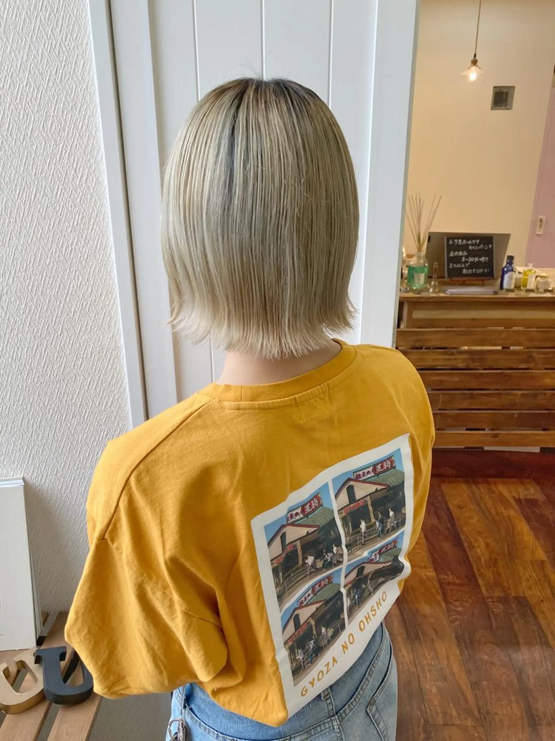 ミディアム カラー ブリーチ ケアブリーチ ヘアカラー 小木曽智美 /ボブ/ショートのヘアスタイル