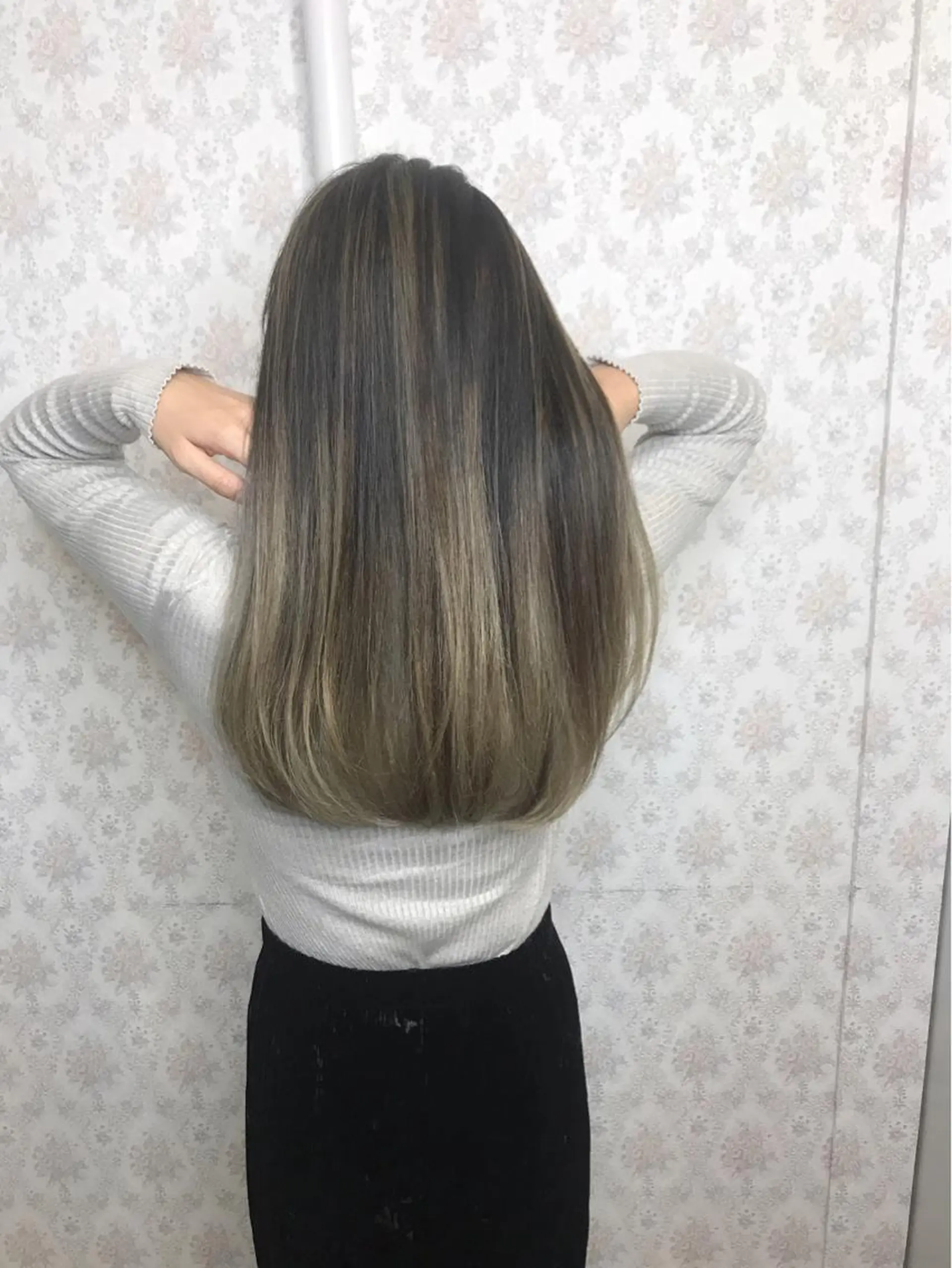 ロング カット ヘアカラー トリートメント en Siena エンシエナのヘアスタイル