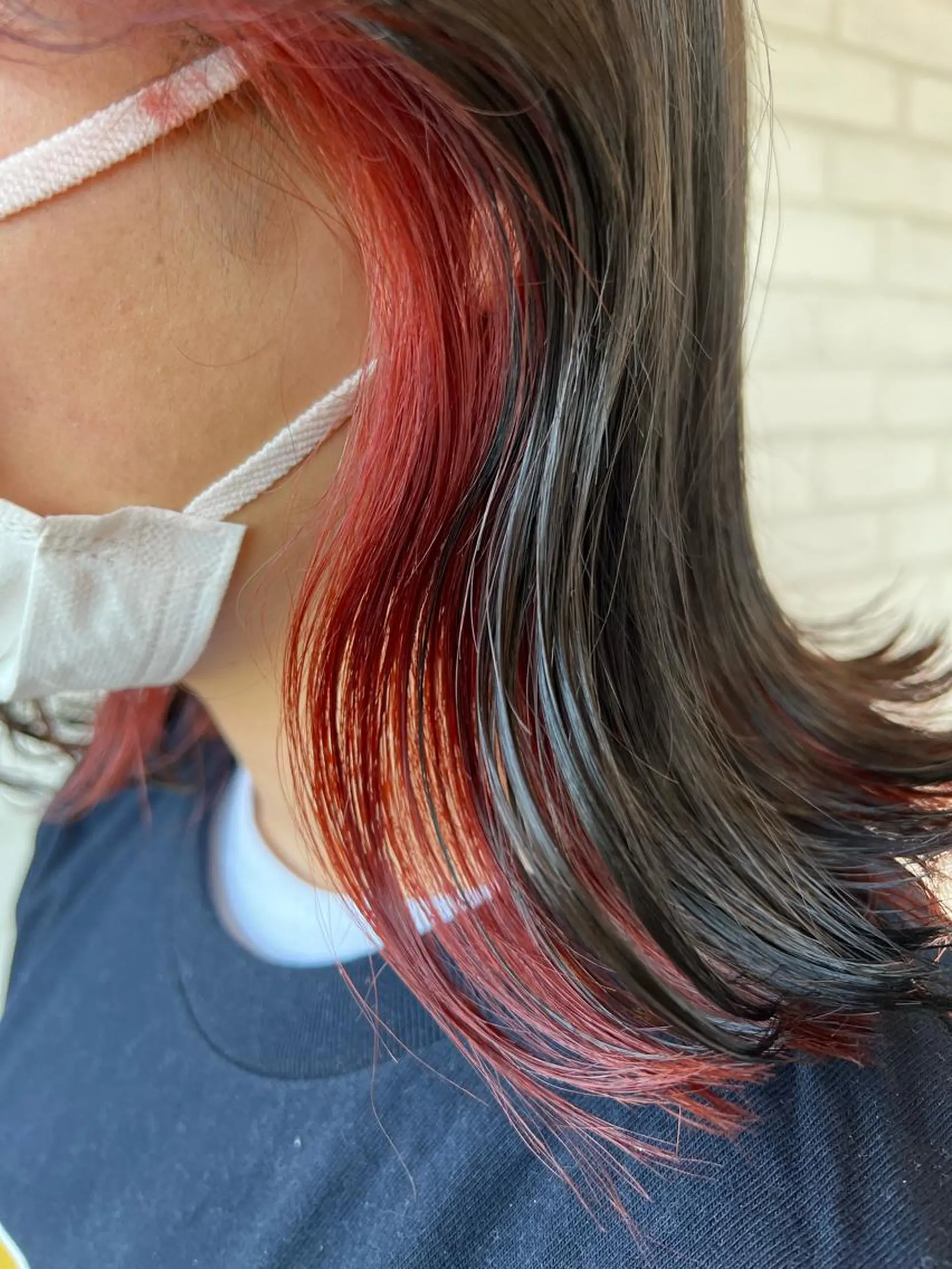 ショート カラー 石崎 真維のヘアスタイル