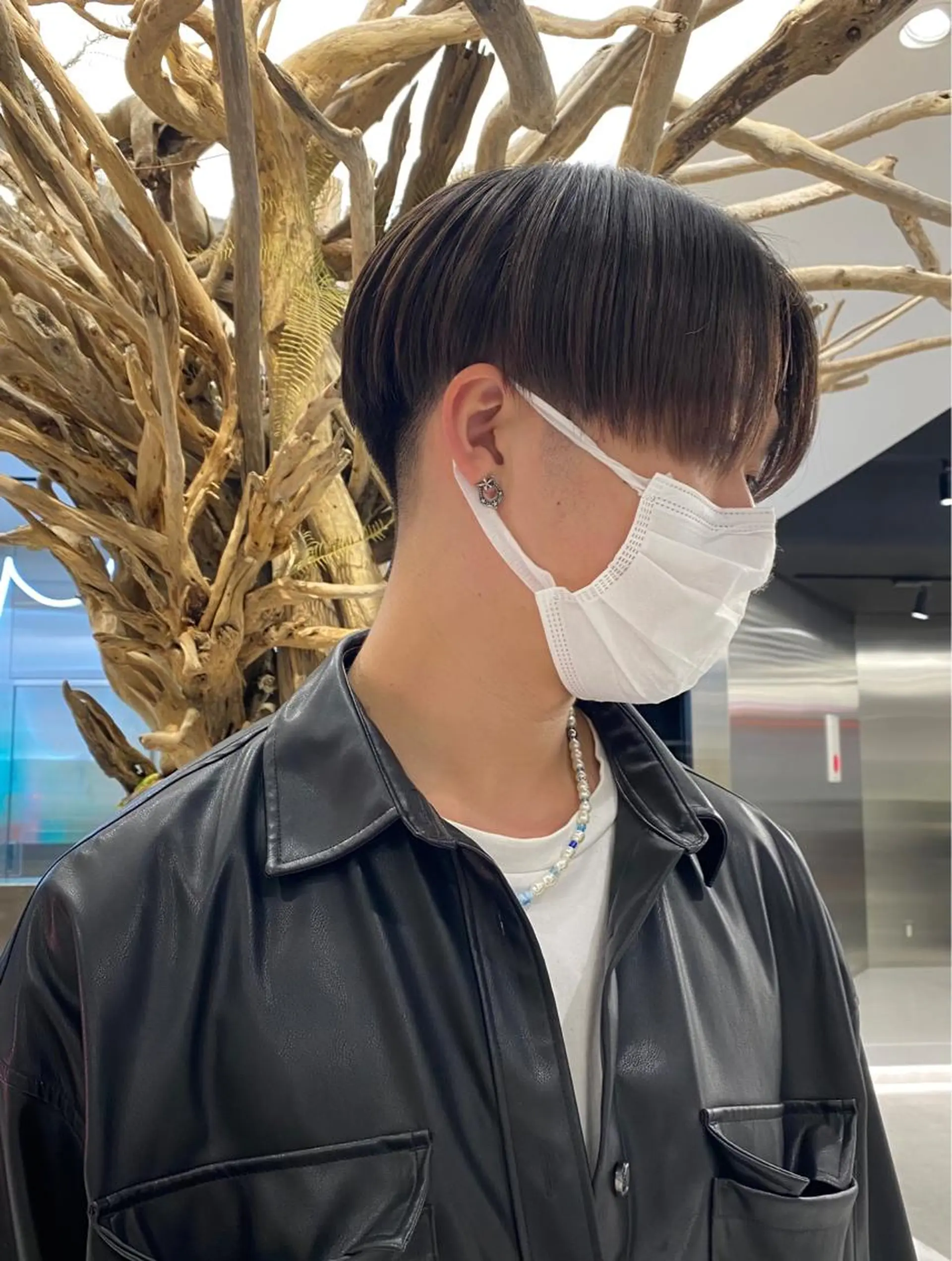 ショート カラー メンズ センターパート カット mai🤍縮毛酸性ス トレート/アイリストのヘアスタイル