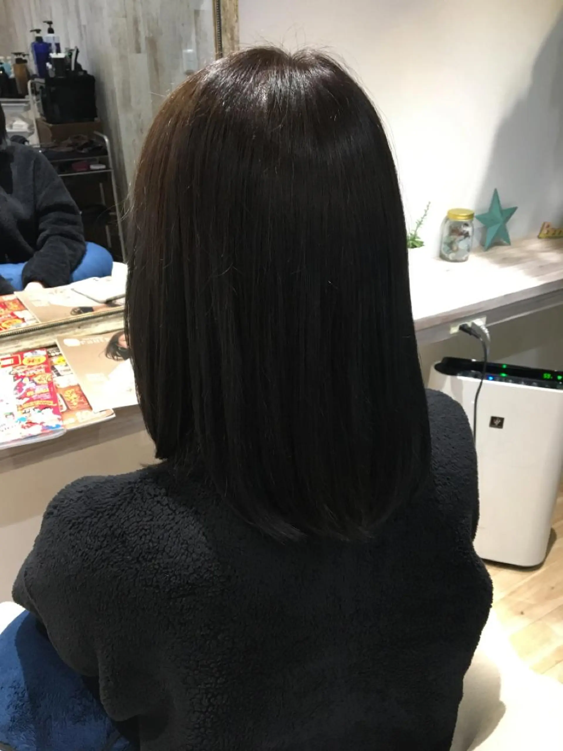 ミディアム カラー アッシュ 透明感カラー Atelier 大内のヘアスタイル