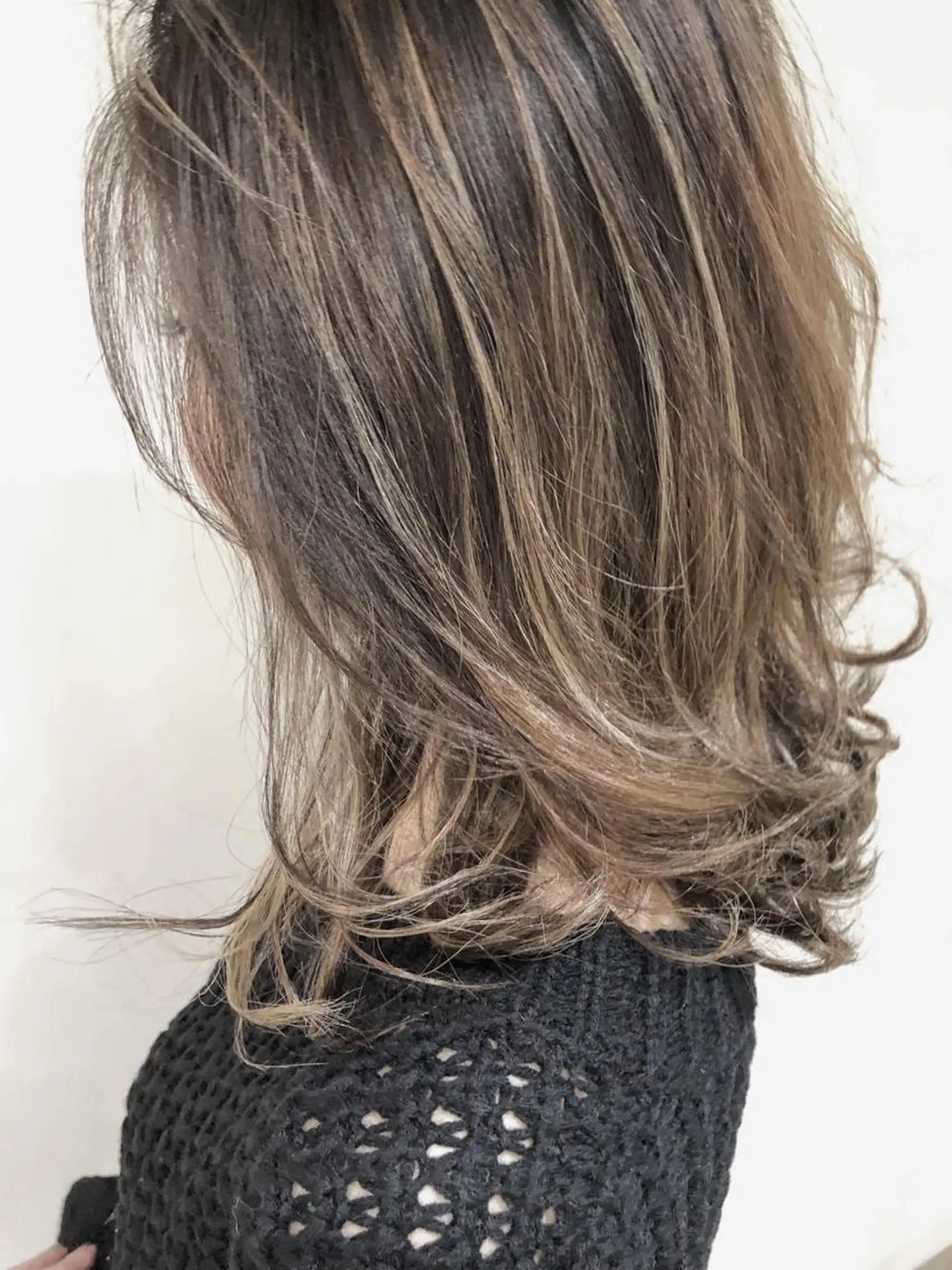 ミディアム カラー アッシュ ハイライトカラー ハイライト 似合わせ専門美容師 なかじまのヘアスタイル