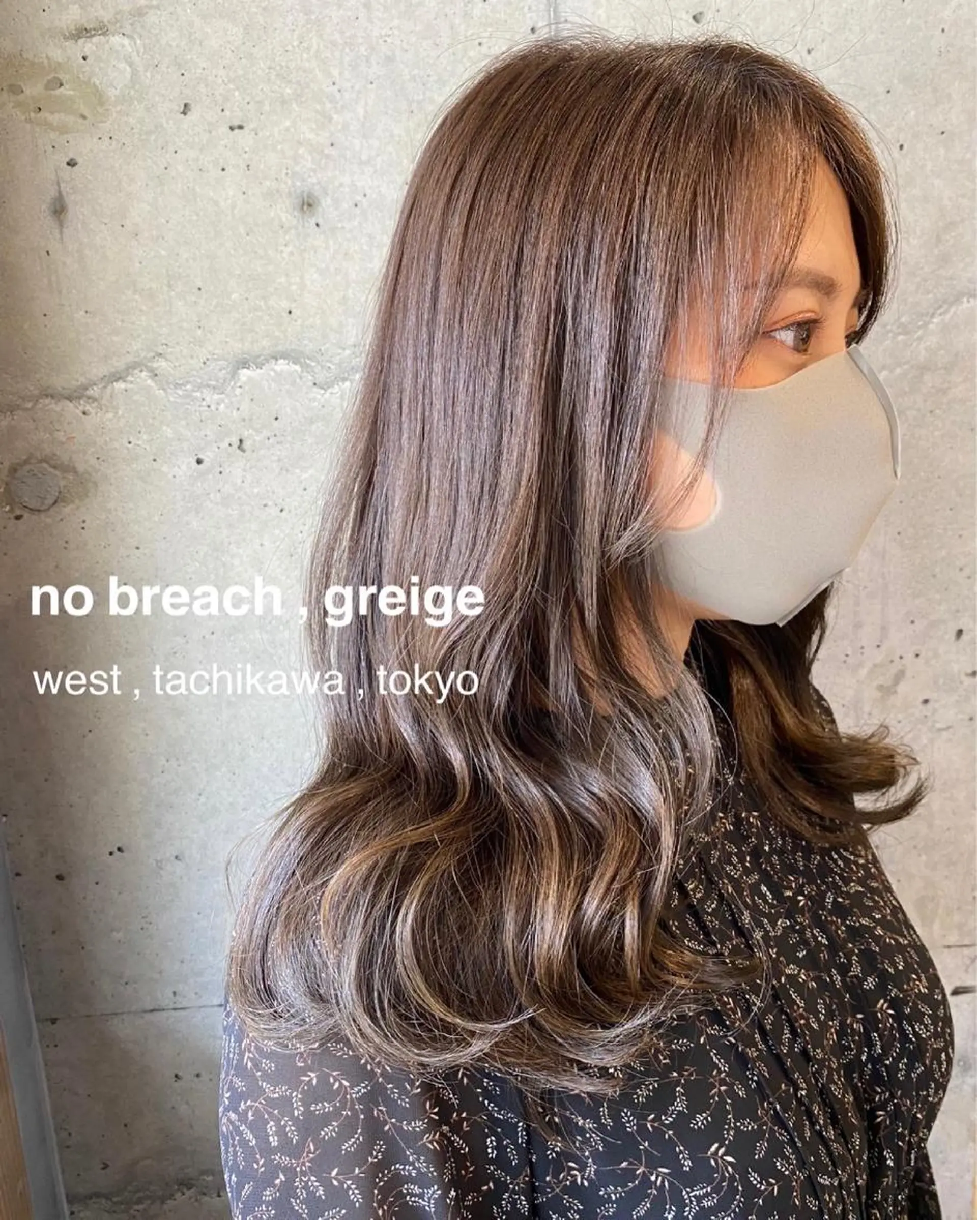 セミロング カラー アッシュ アッシュグレー ブリーチ ブルーカラー ブルーアッシュ 竹嶌 健吾のヘアスタイル