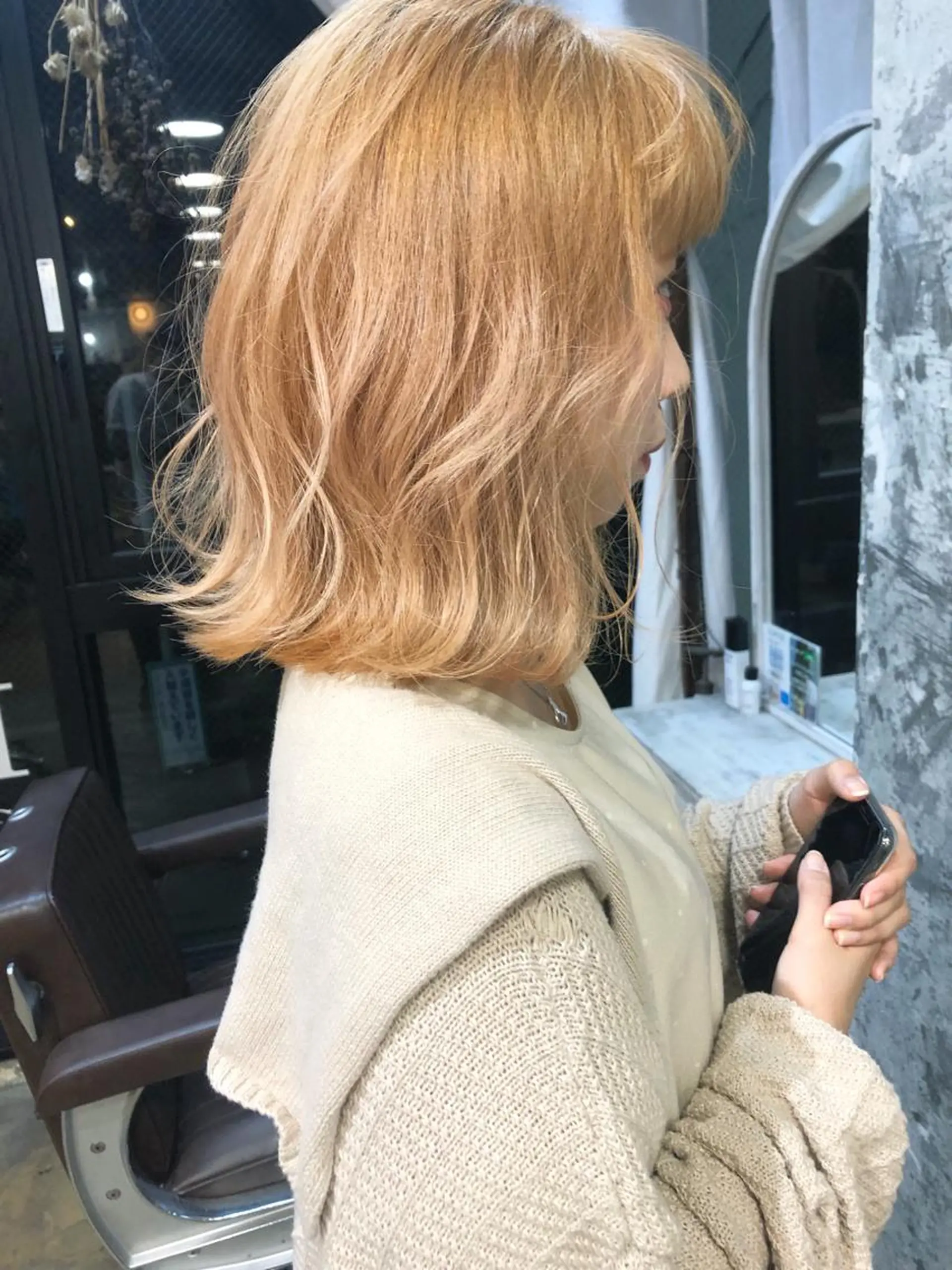 ミディアム カラー ブリーチ ブロンド ケアブリーチ Pia ツボイ ケイタのヘアスタイル