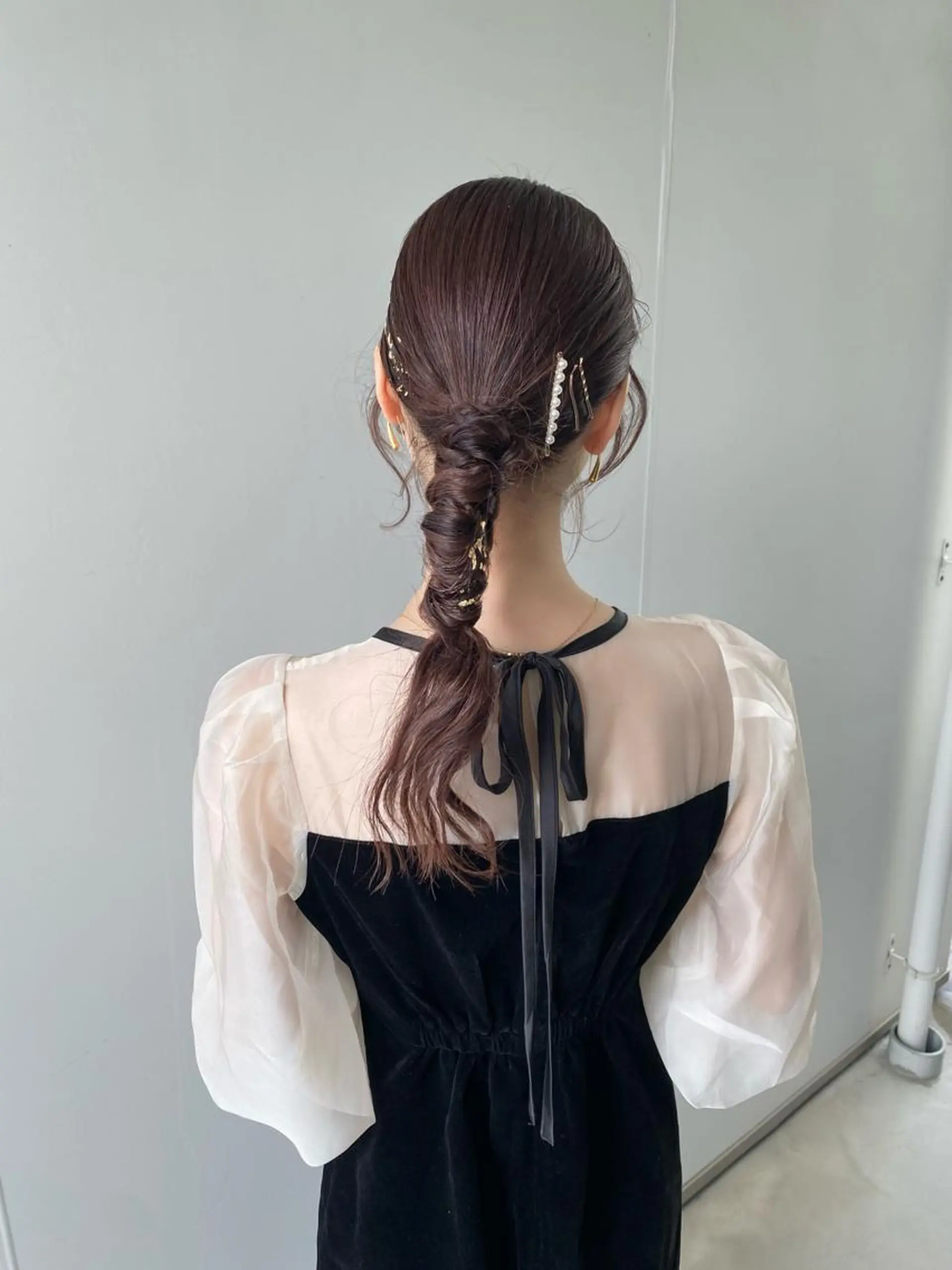 セミロング ヘアアレンジ ヘアセット 桑原 菜摘のヘアスタイル