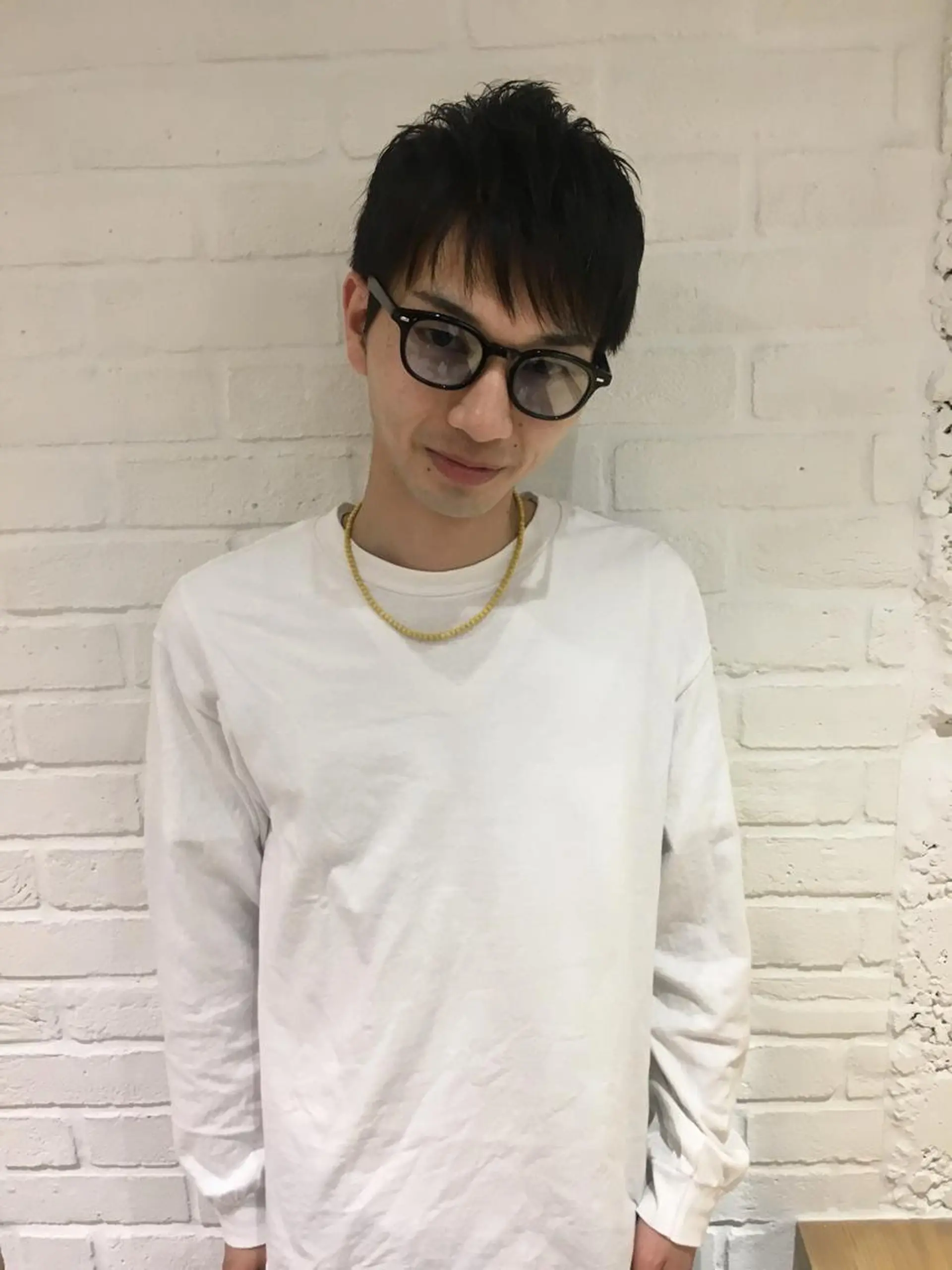 ショート フジサキ ケンのヘアスタイル