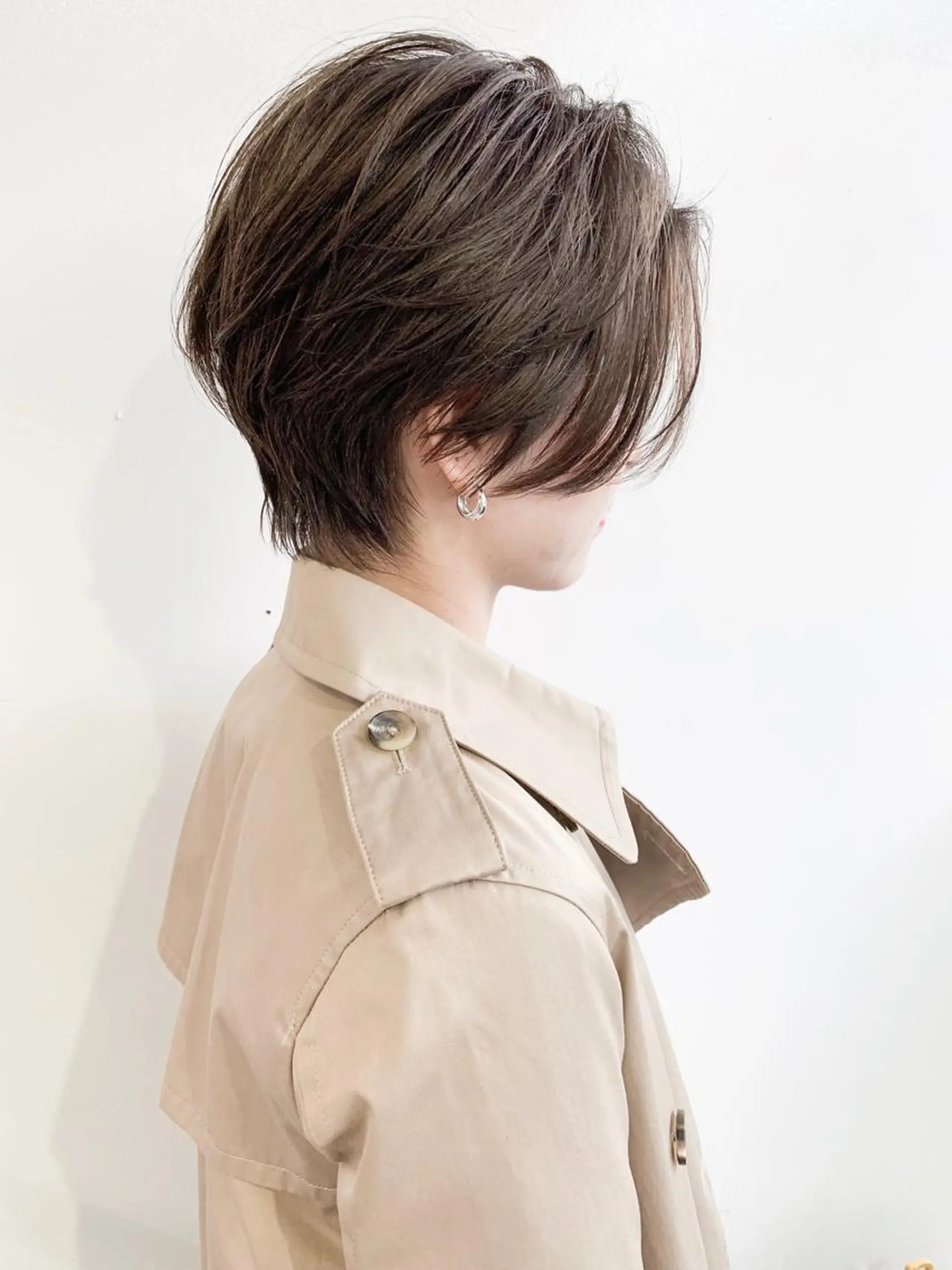 ショート カラー 切りっぱなしボブ 前下がりボブ ショートボブ ハンサムショート ブルーカラー カット ヘアカラー トリートメント ショート/レイヤー なら石井知希のヘアスタイル