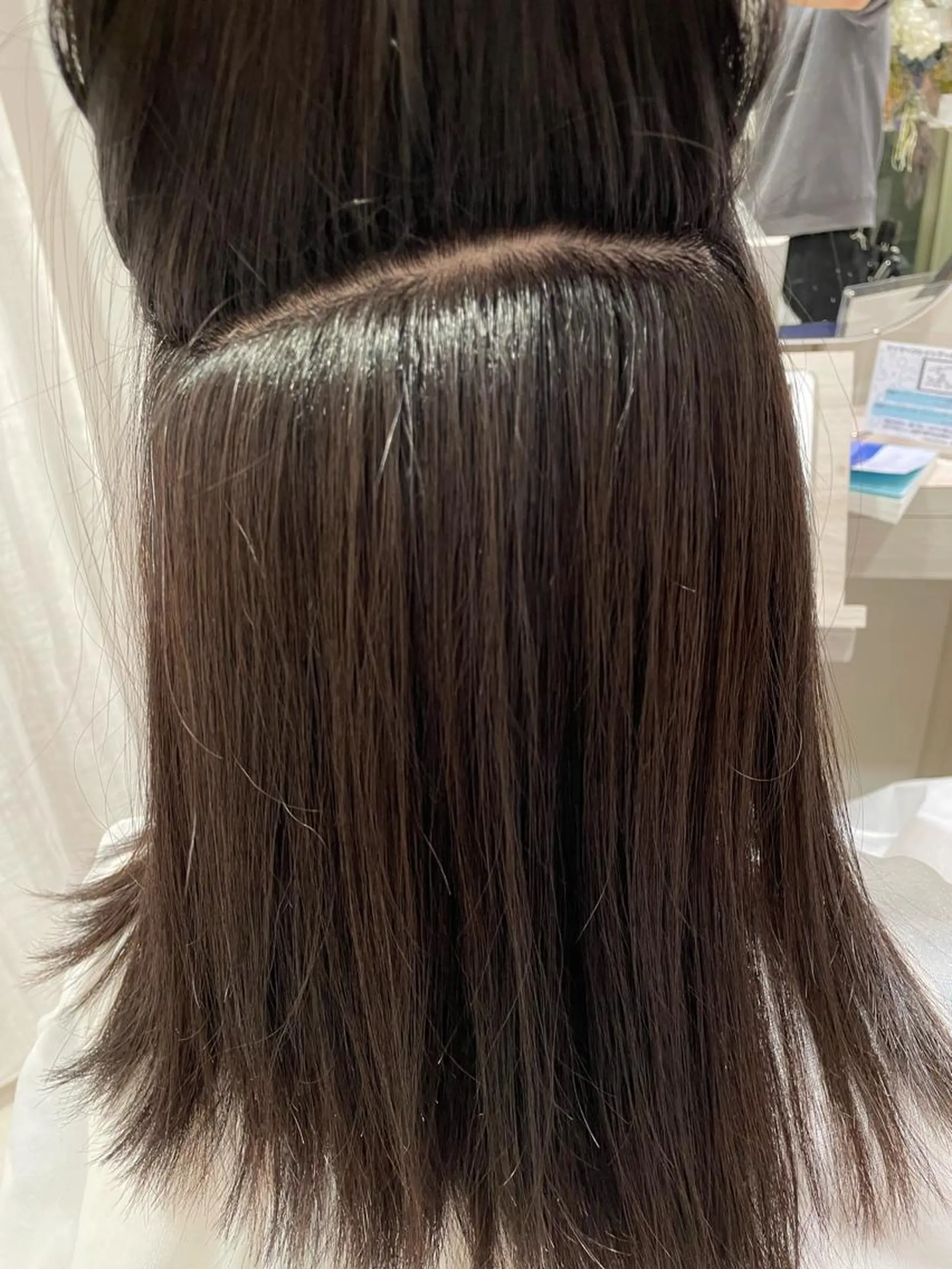 ミディアム 酸性ストレート ハッシュカット 暖色カラー/伊藤菜月のヘアスタイル