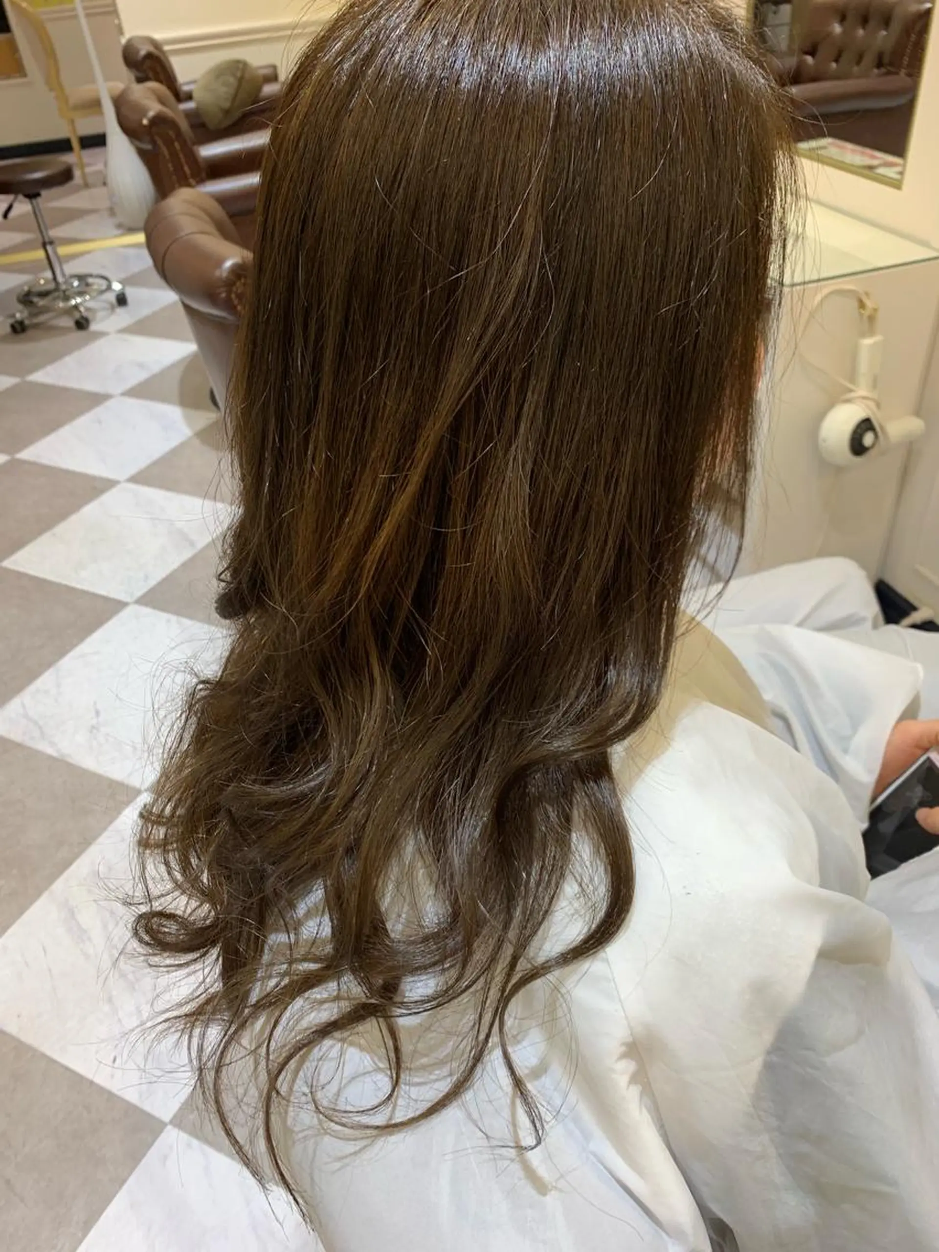 ロング カラー 粟田 めぐみのヘアスタイル