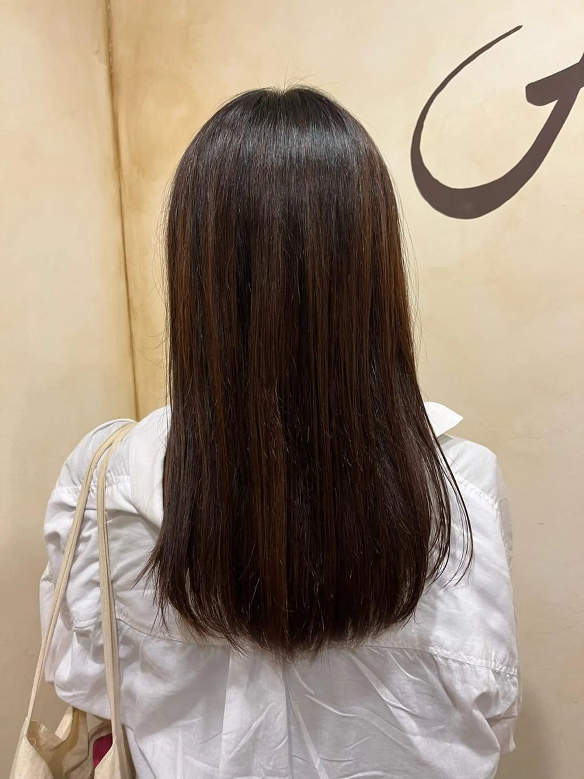 ロング 秋澤 楓のヘアスタイル