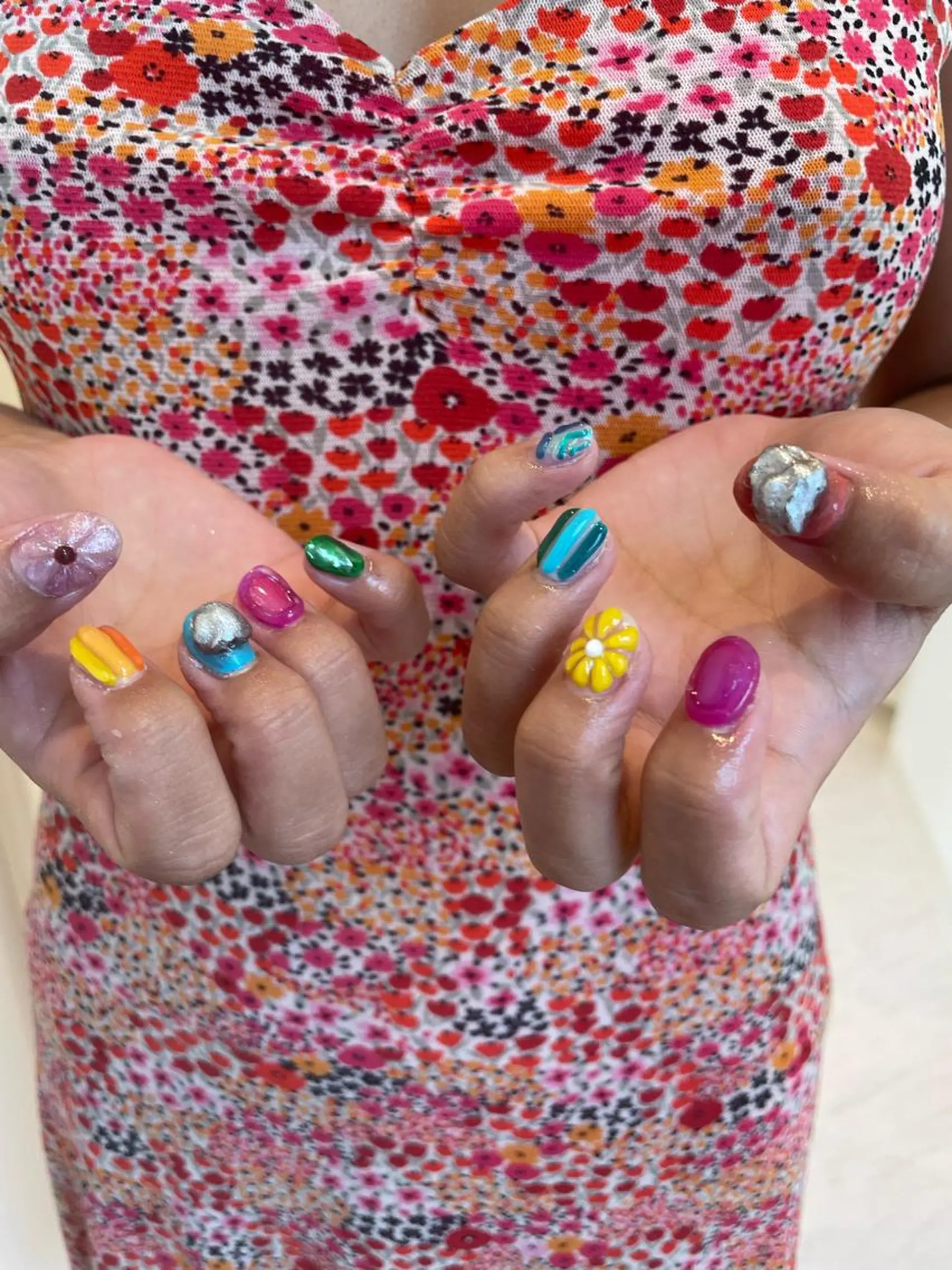 ネイル 束感まつ毛/ネイル/ LED♥KIRARAのマツエク・マツパデザイン