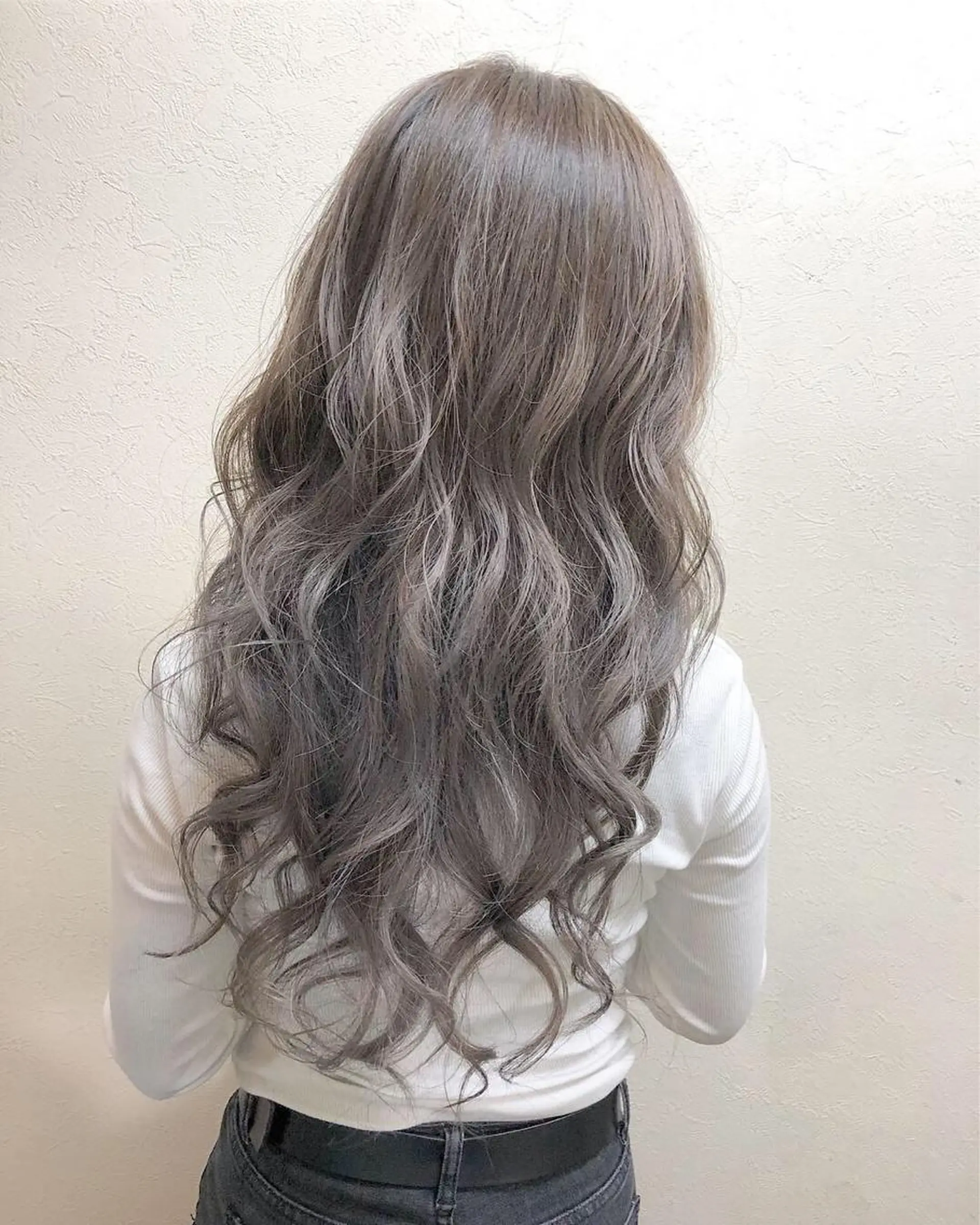 ロング ヤマグチ ヒカルのヘアスタイル