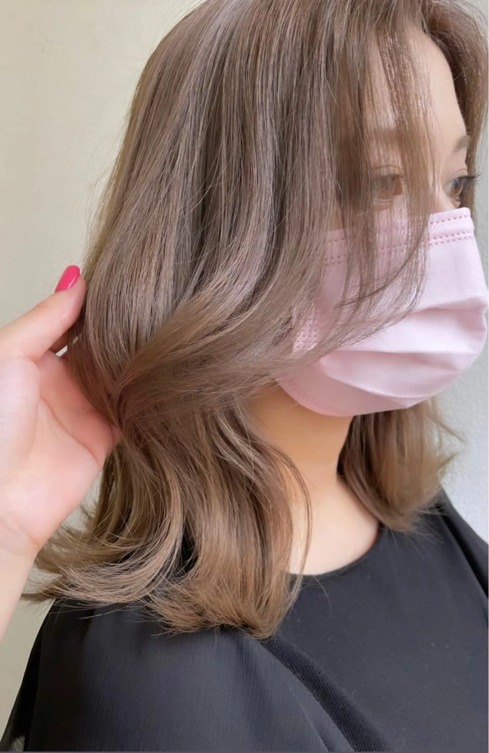 セミロング カラー ベージュカラー ミルクティーベージュ risako🇰🇷 韓国ヘア/レイヤーのヘアスタイル