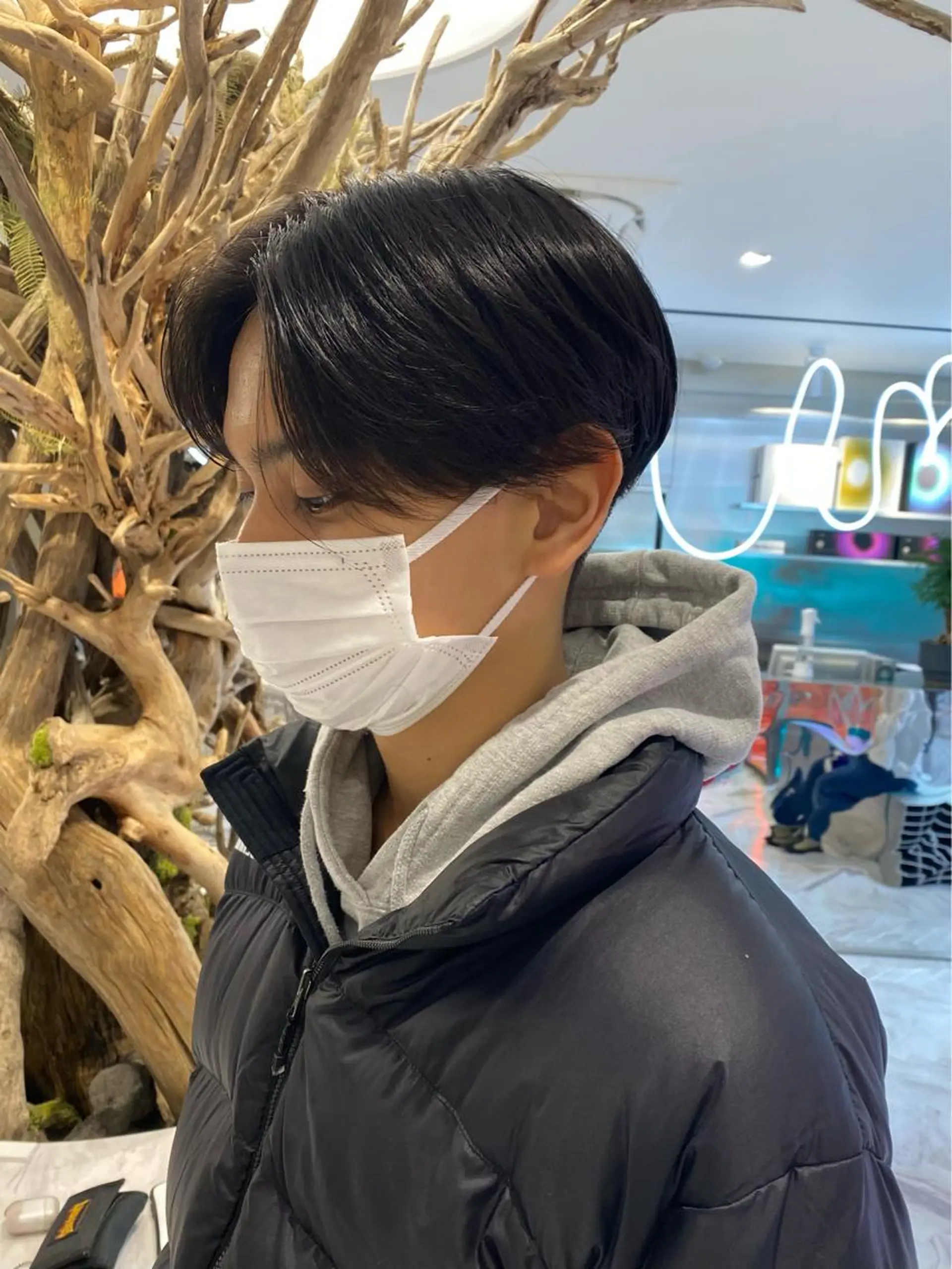 ショート カラー メンズ センターパート カット mai🤍縮毛酸性ス トレート/アイリストのヘアスタイル