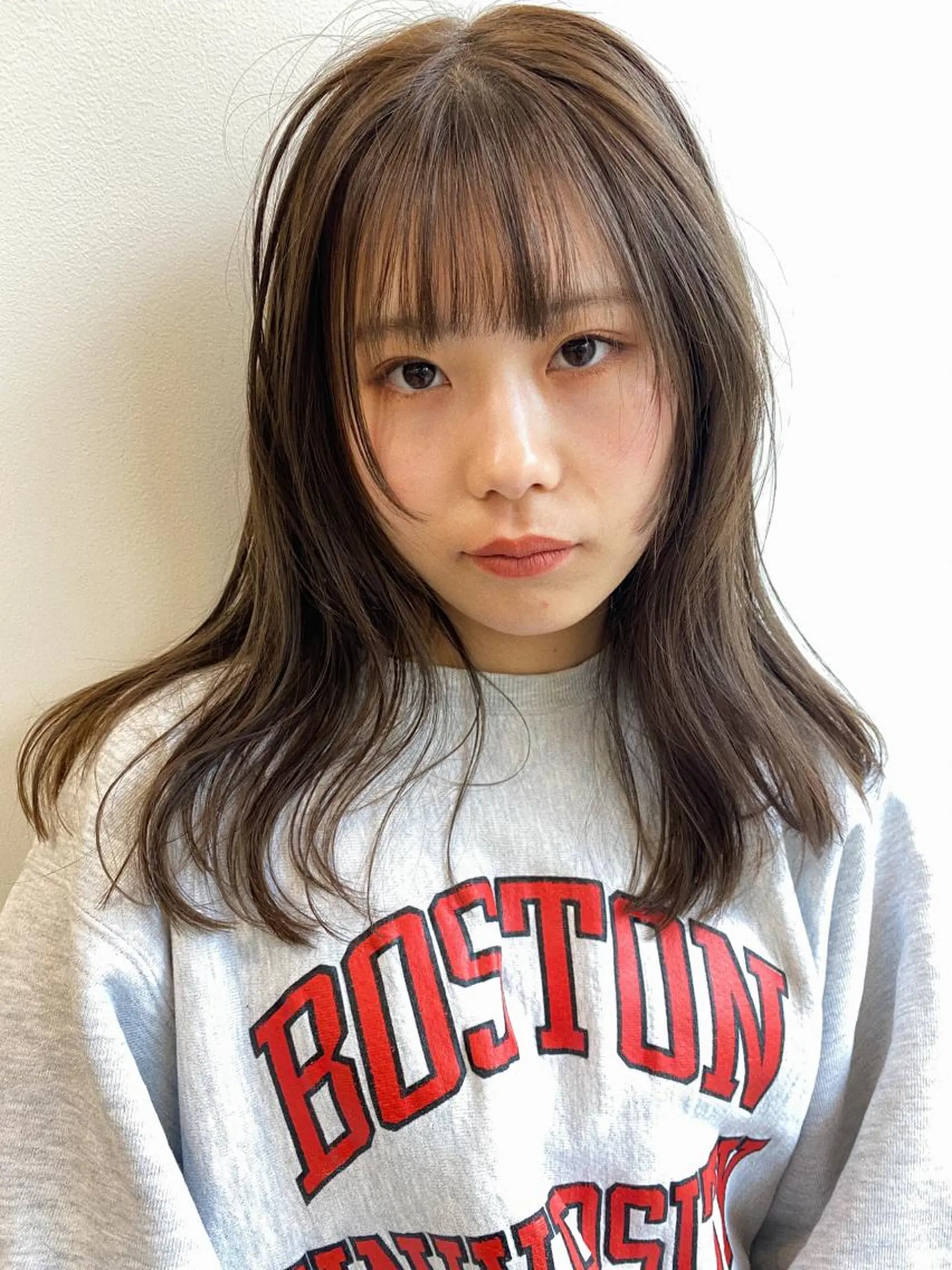 セミロング カラー 砂原 ひよりのヘアスタイル