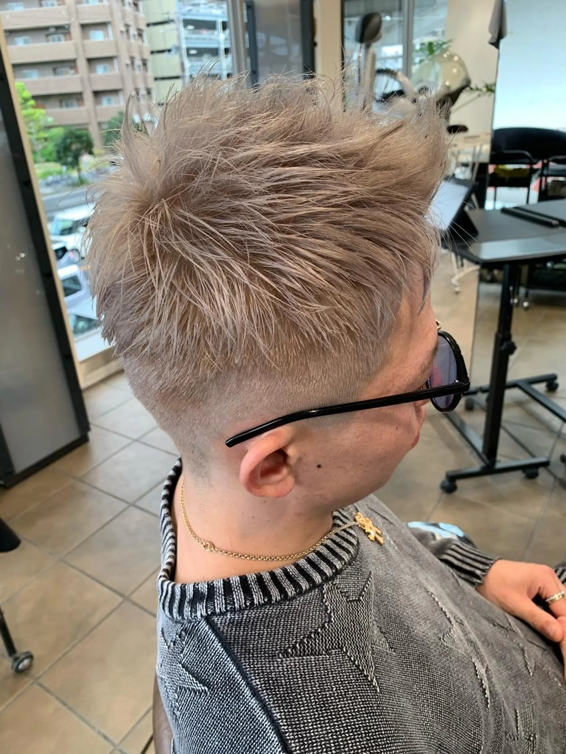 カラー メンズ ヘアカラー メテオ ／ヘアカラー 西川菜実のヘアスタイル