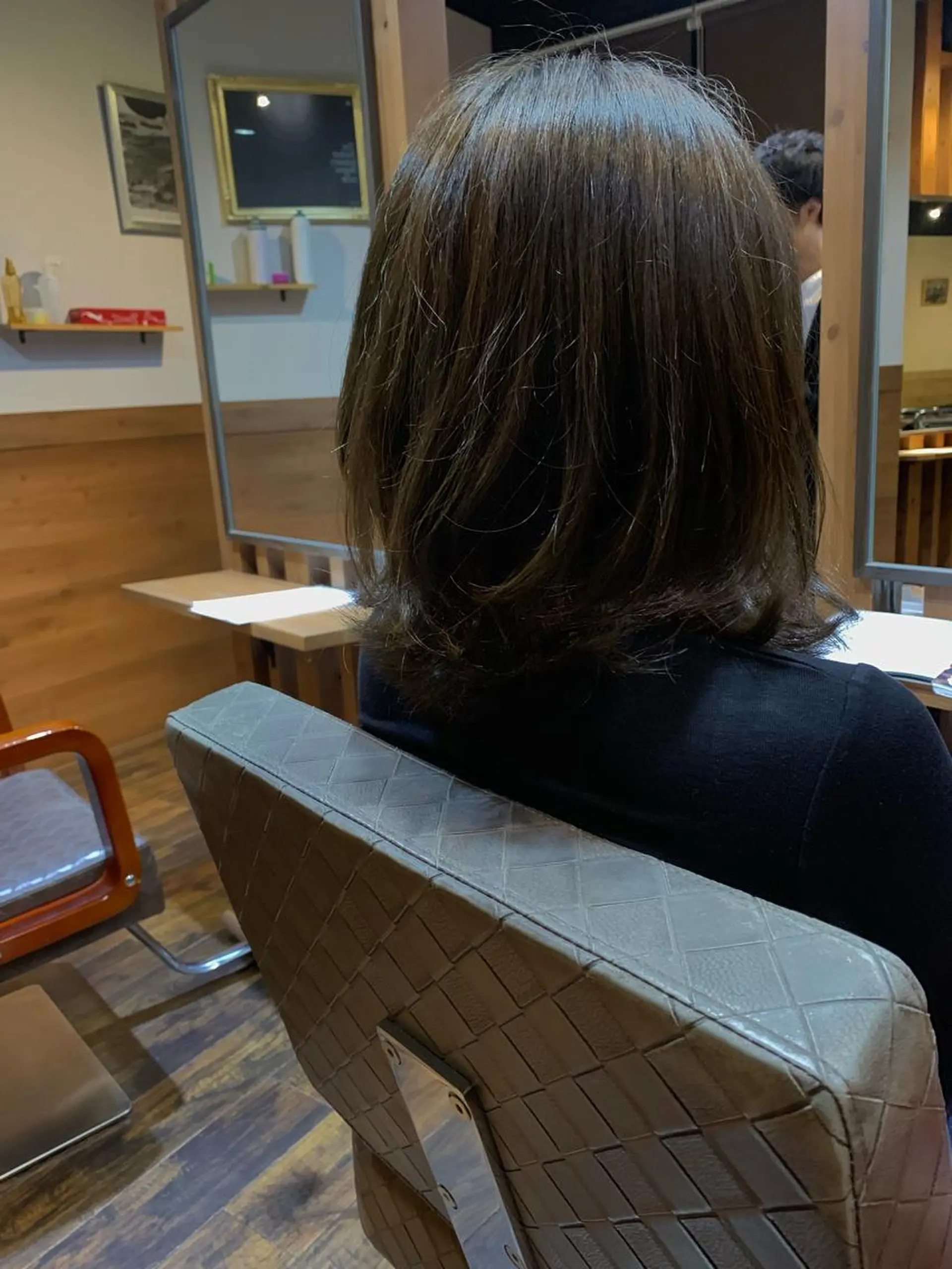 ミディアム アッシュ Apiuz Hair所属・安部 悠のヘアスタイル