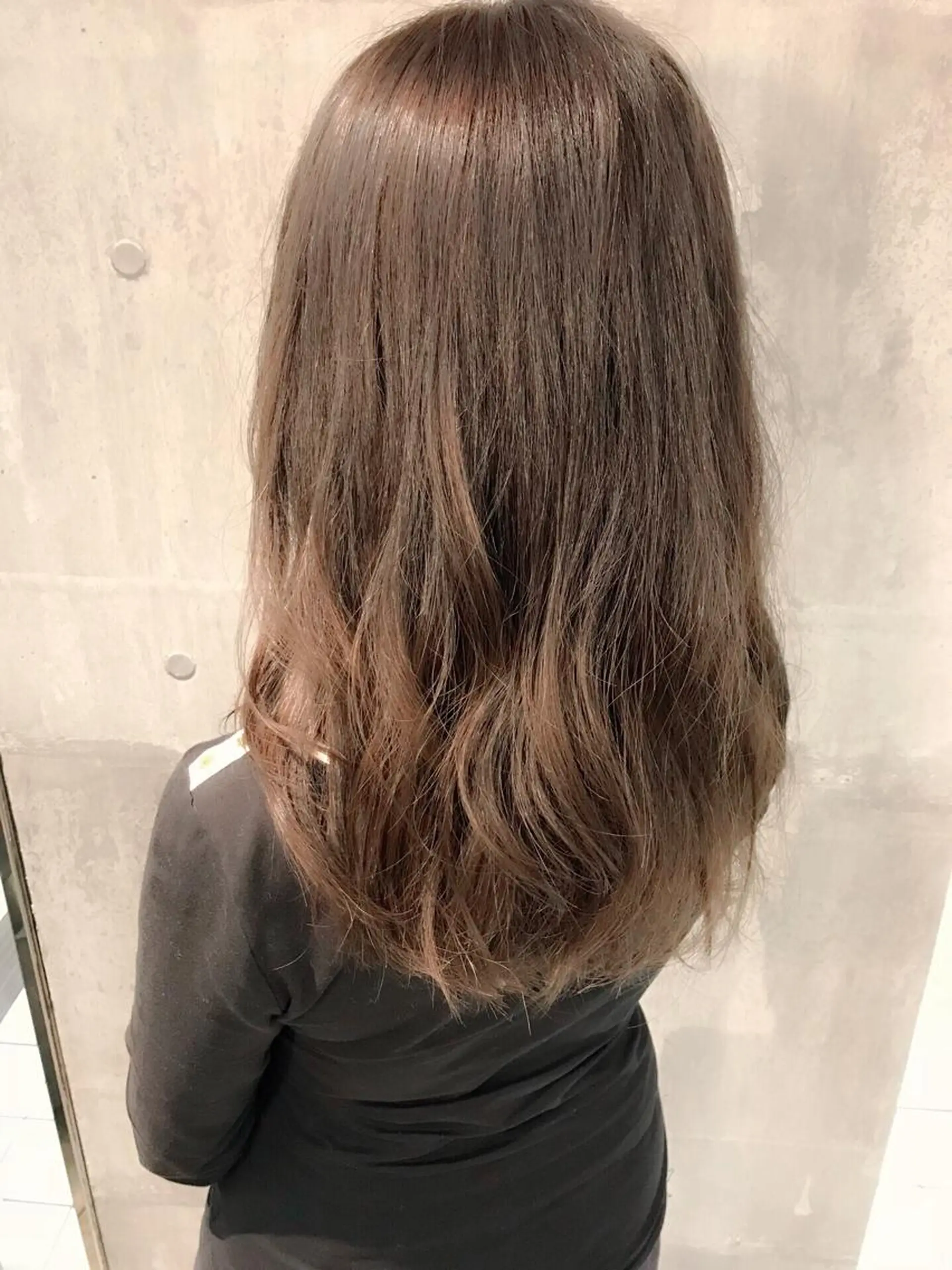 ミディアム カラー グレージュ カット ヘアカラー トリートメント 田室 和幸のヘアスタイル