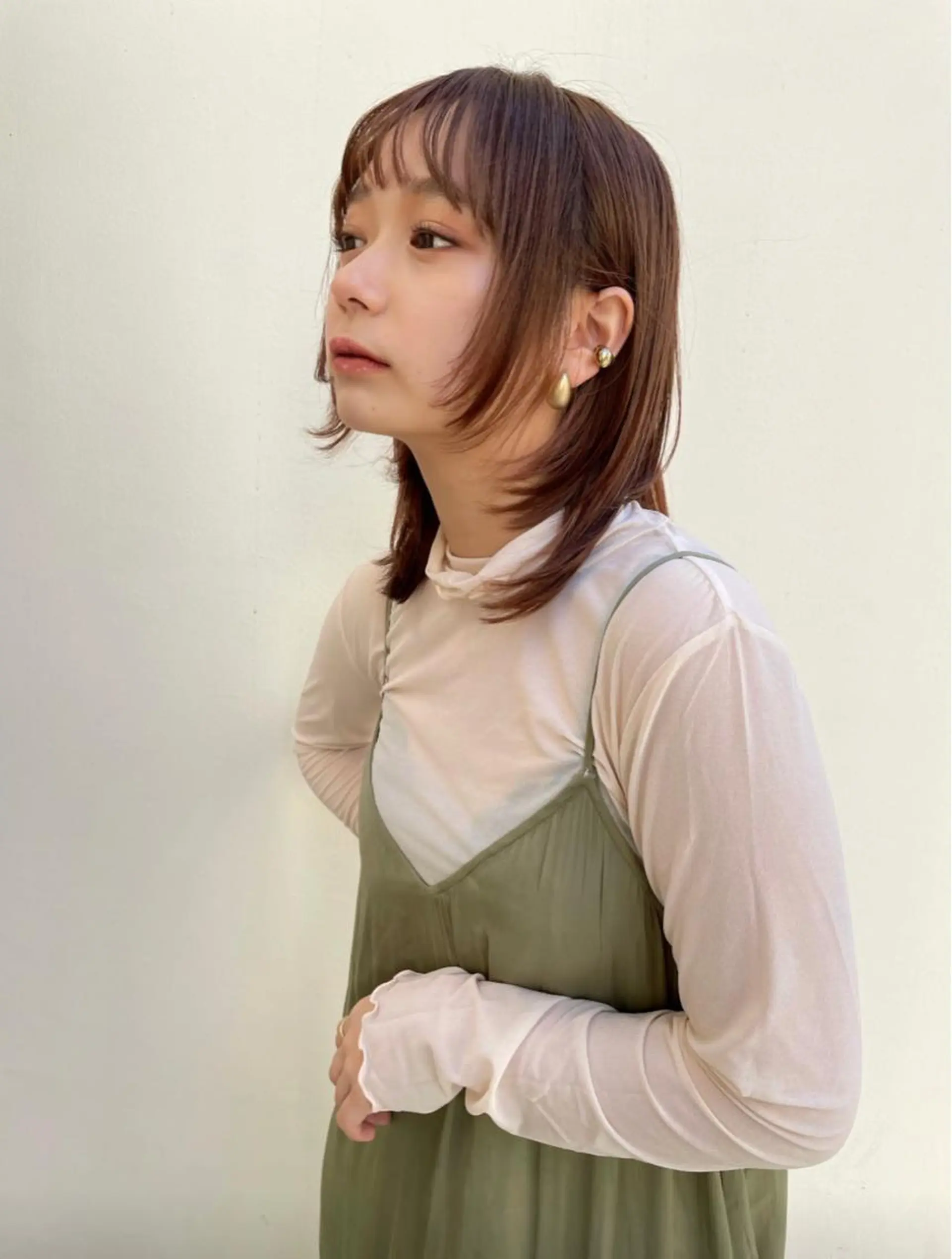 ミディアム カット ヘアカラー トリートメント 🔥女子ウケ🔥 メンズカットRIOのヘアスタイル