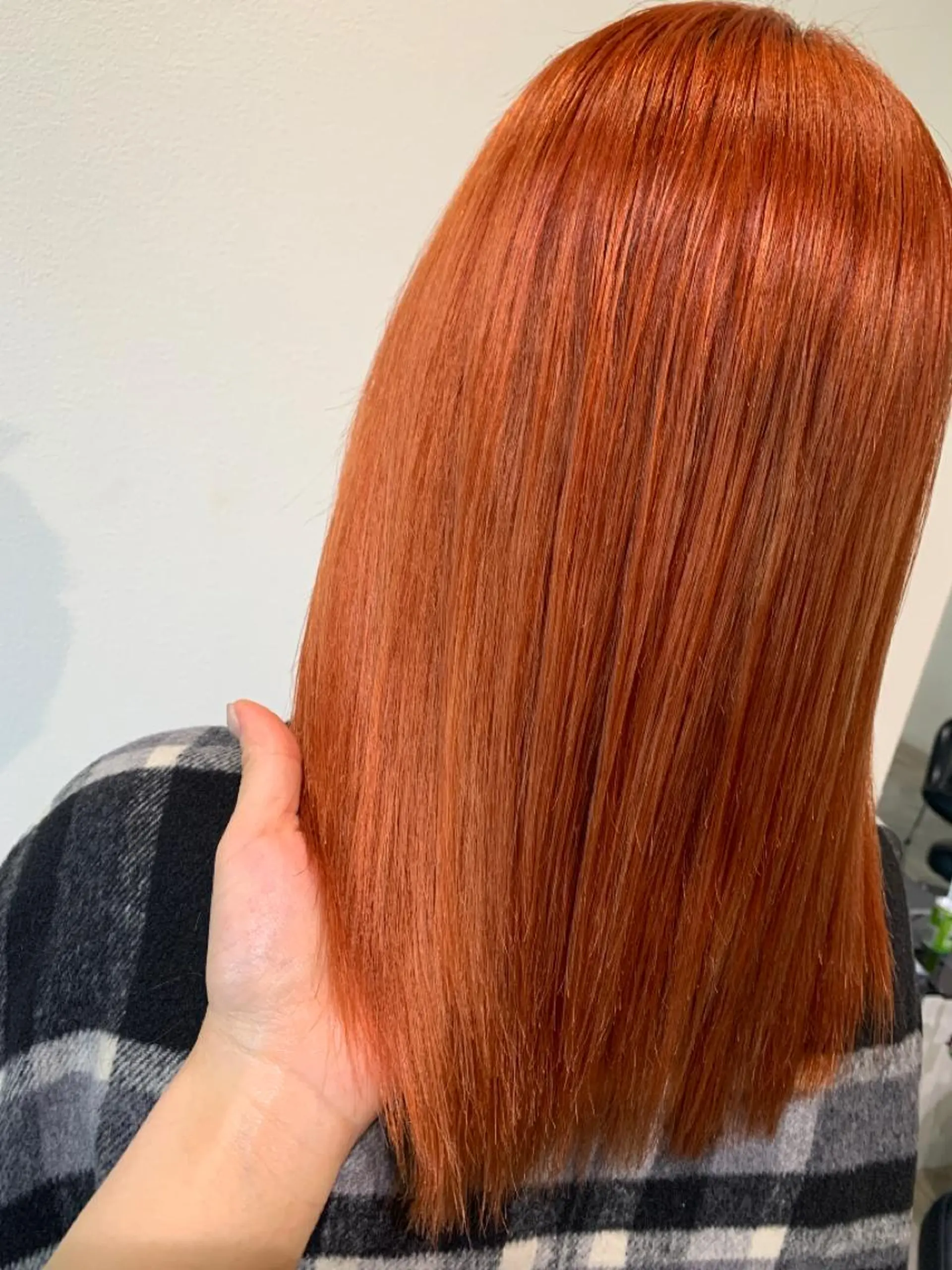 ミディアム Lilly 中谷友里のヘアスタイル