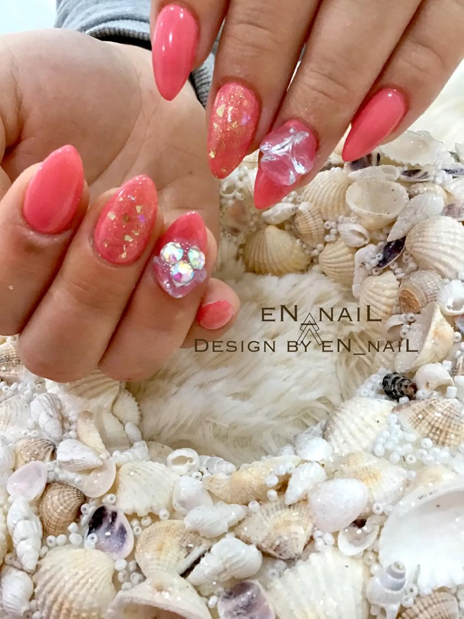 ネイル EN_NAIL 野中本店Ayakaのネイルデザイン