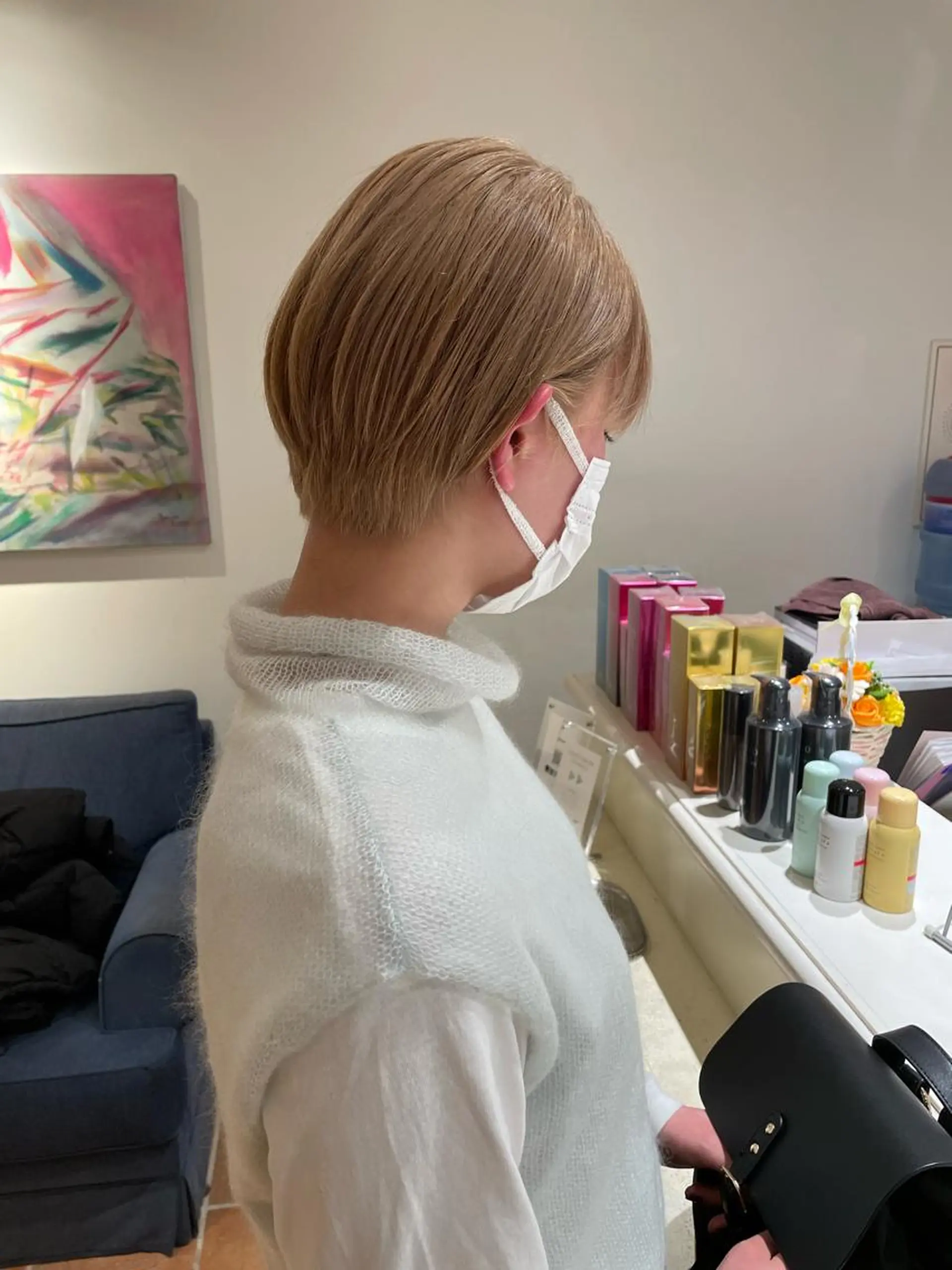 ショート カラー ベージュカラー ブロンド ブロンドベージュ ショートヘア ボブ/レイヤー/ケア パーマ/リュウタのヘアスタイル