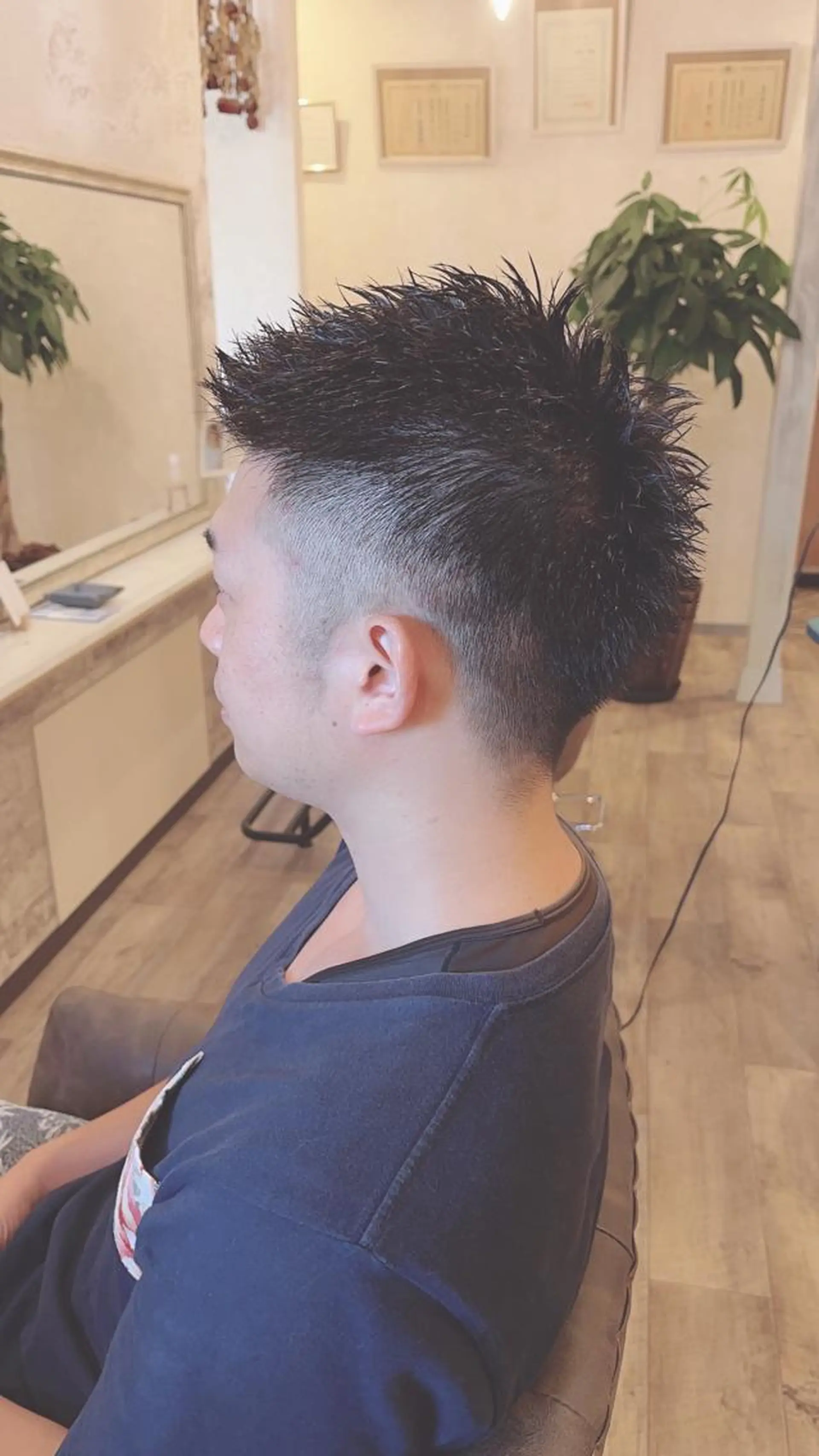 ショート カット 【DECIDE L.A.W】氏原　将のヘアスタイル