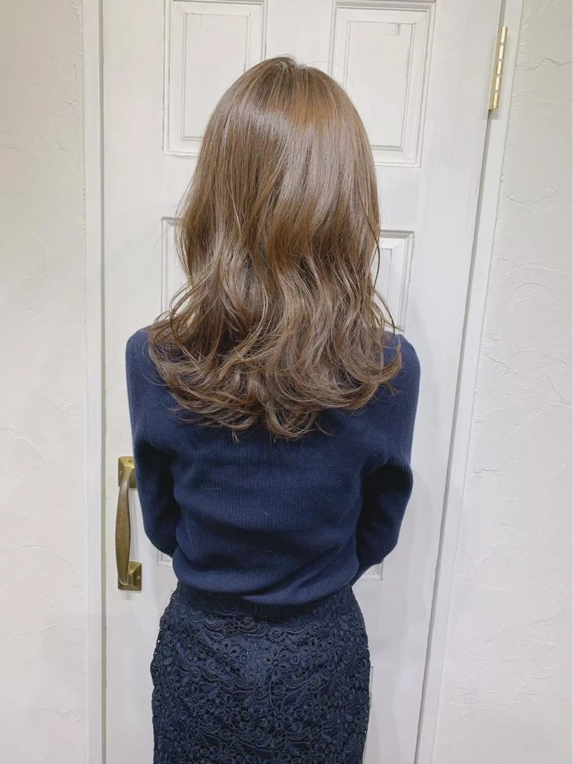 ロング カラー ヘアアレンジ ベージュカラー ブリーチ グレージュ ハイトーンカラー ミルクティーベージュ 👑最高級エクステ 👑新宿/タイセイのヘアスタイル
