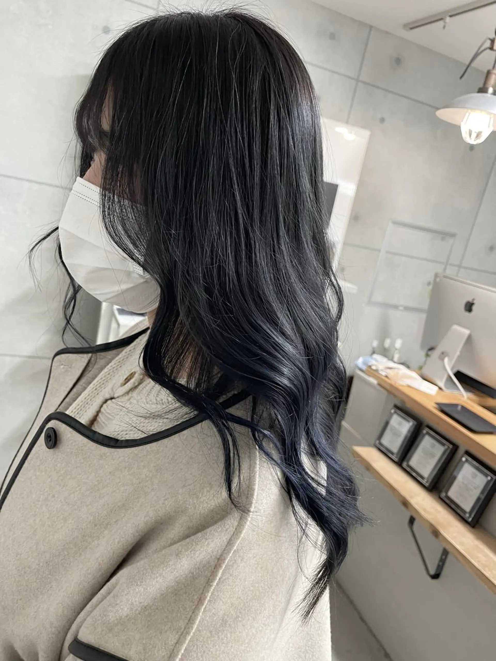 ロング カラー 黒髪 ブルーカラー ブルーブラック 韓国風カラー 韓国風ヘア 福西 洋斗のヘアスタイル