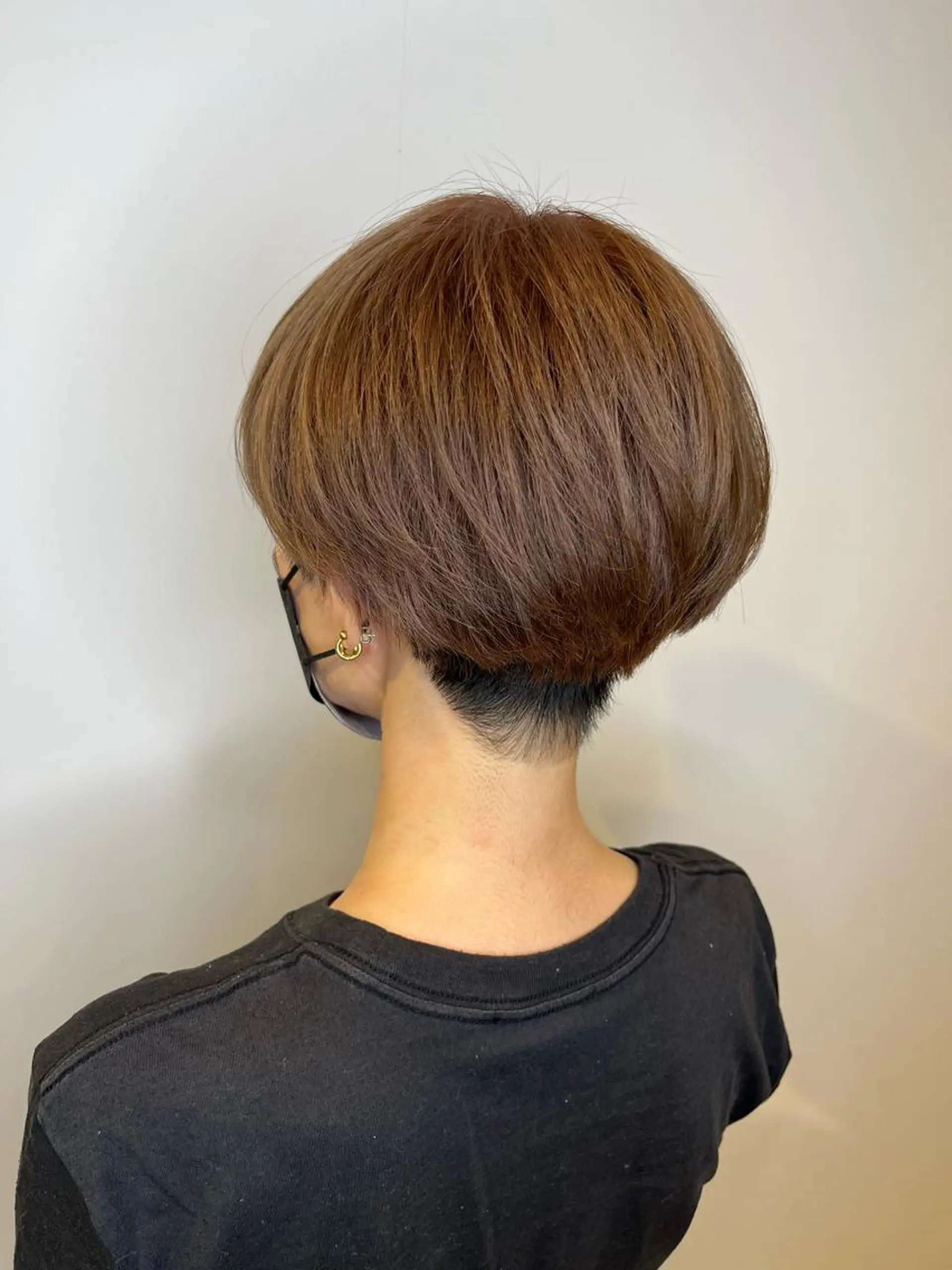 ショート カラー カット ヘアカラー 三上 由貴のヘアスタイル