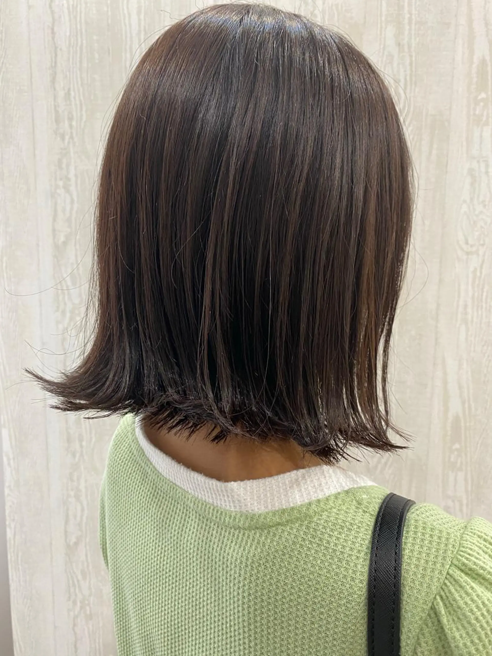 ミディアム ボブ 外ハネヘア カット TELA HAIR 岩槻　高梨のヘアスタイル