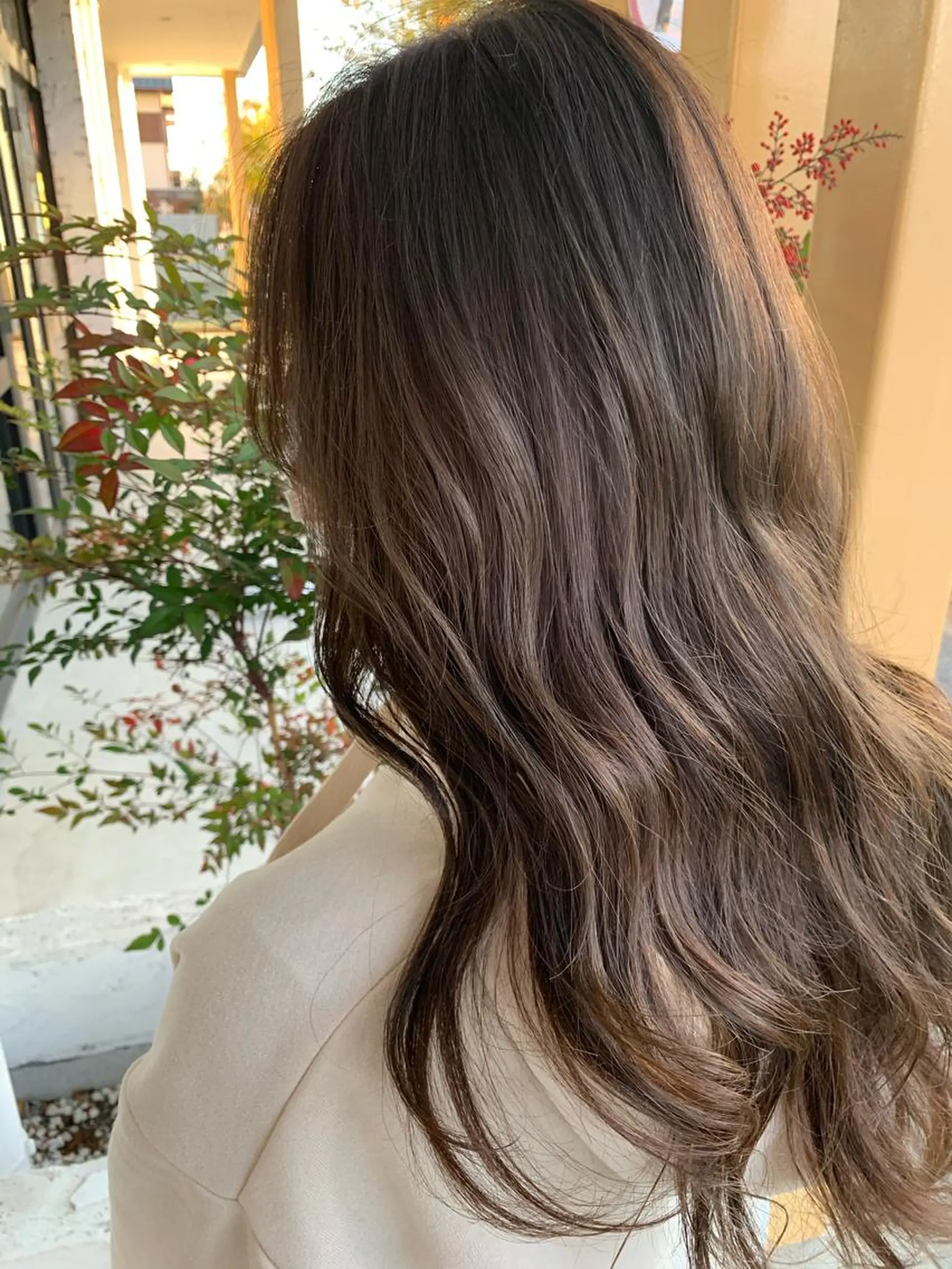 ロング カラー アッシュ アッシュグレー アッシュグレージュ グレージュ Gain所属・Gain Nanamiのエステ・リラクイメージ