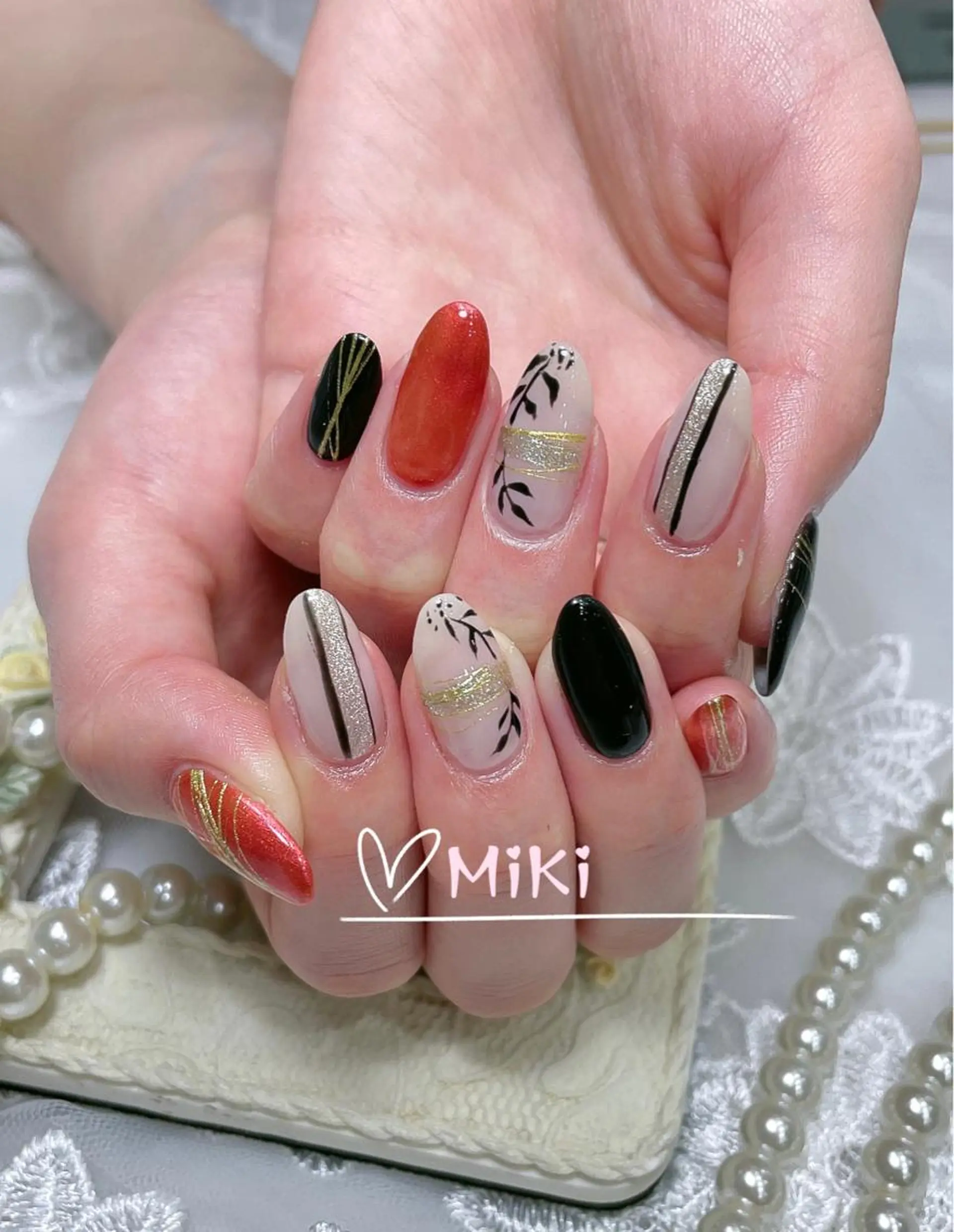 ネイル 🦋 MiKi 🦋 ネイルサロンのネイルデザイン