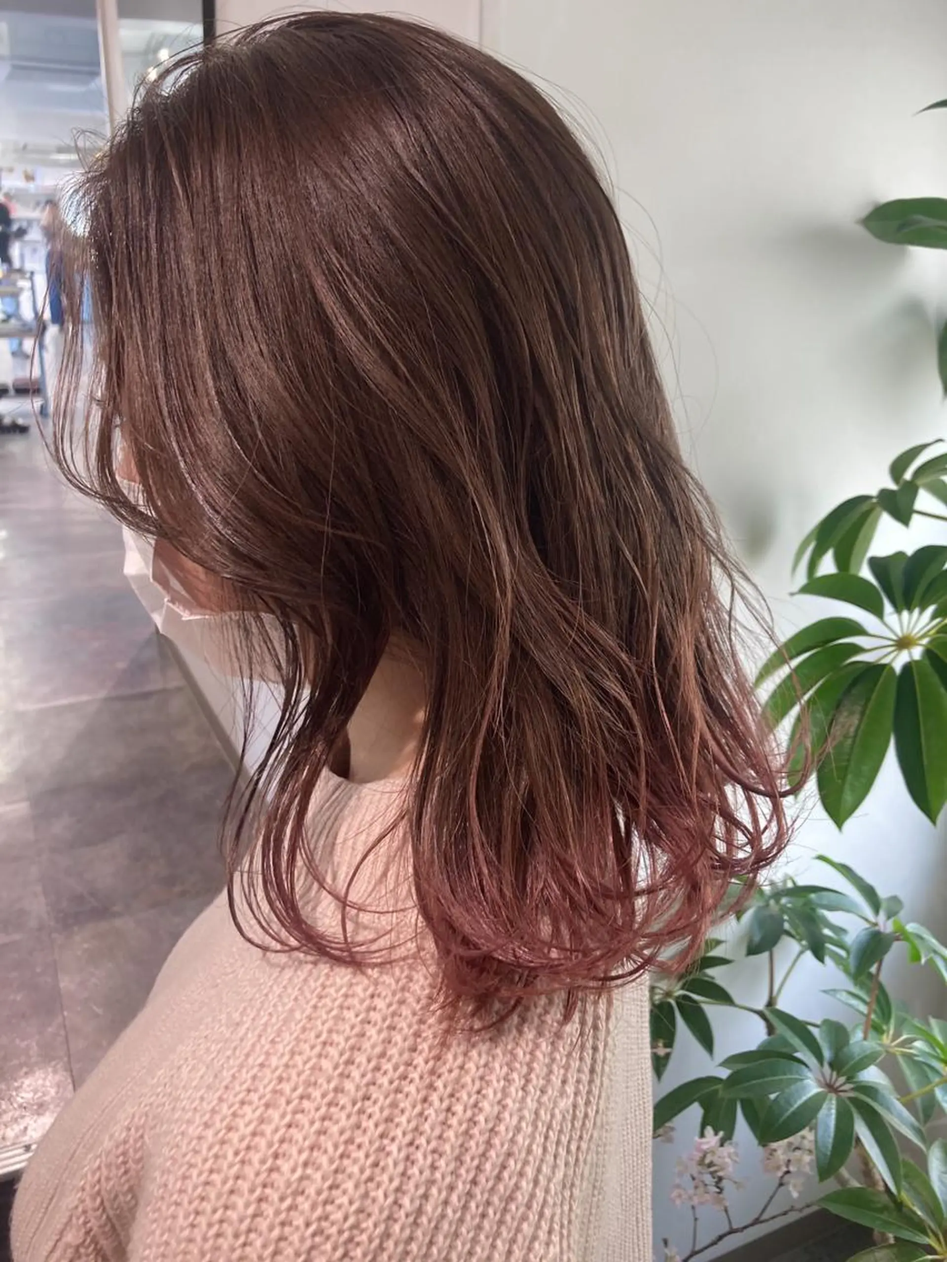 セミロング 佐伯 和佳のヘアスタイル