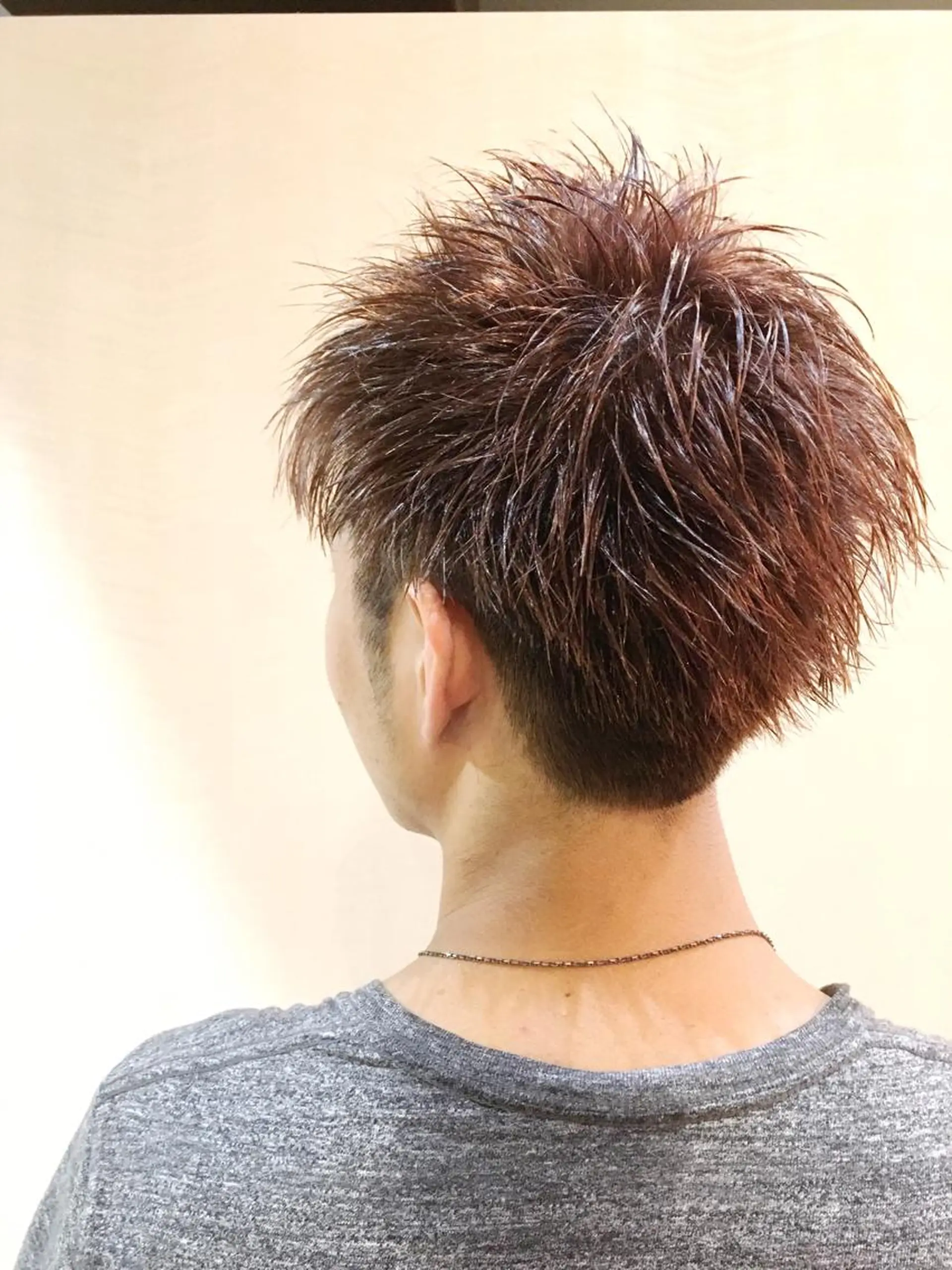 ショート カラー メンズ カット 縮毛矯正 トリートメント 髪質改善/美髪矯 正ヤマモトハルキのヘアスタイル