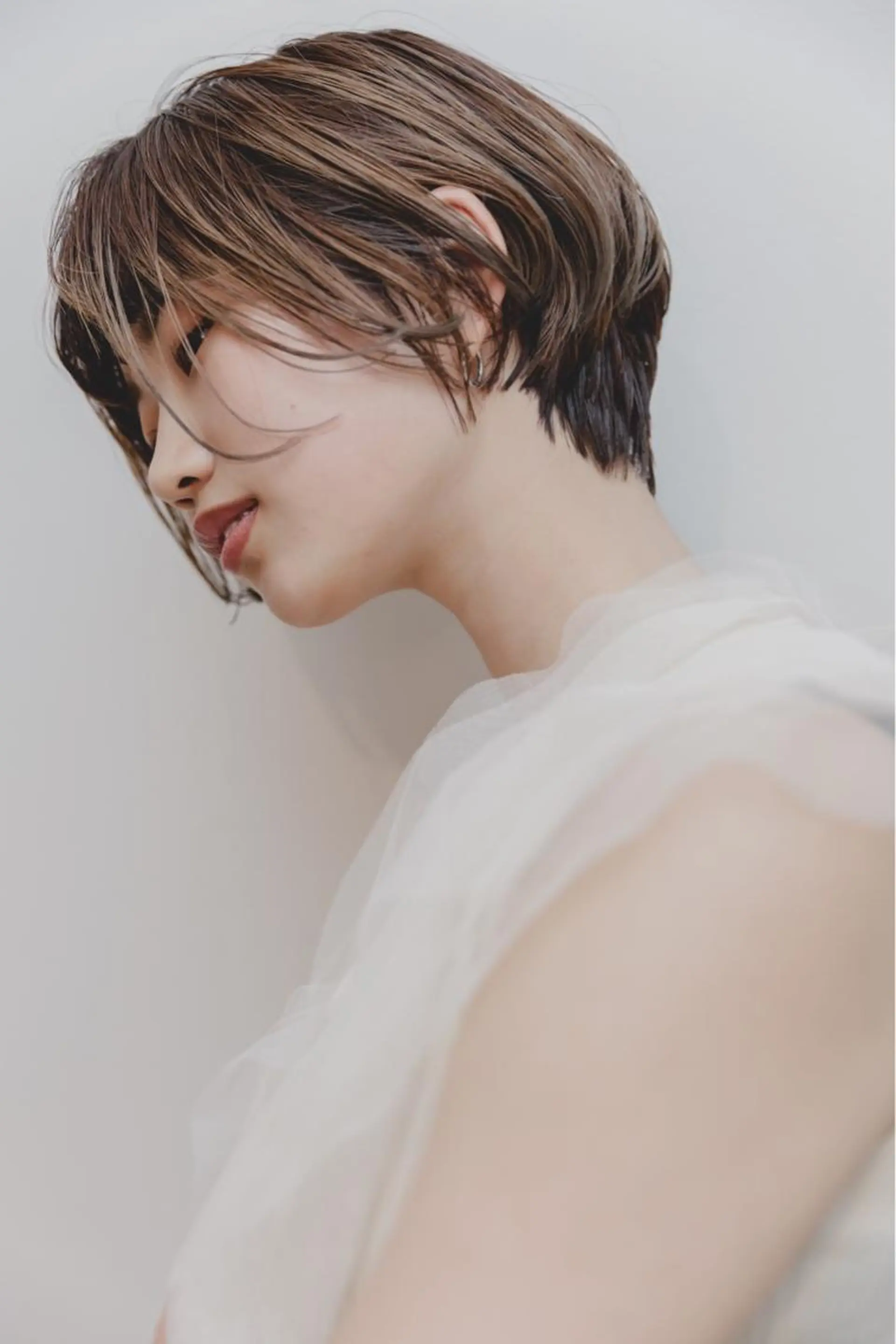 ショート カラー ツジガキ ユウスケのヘアスタイル