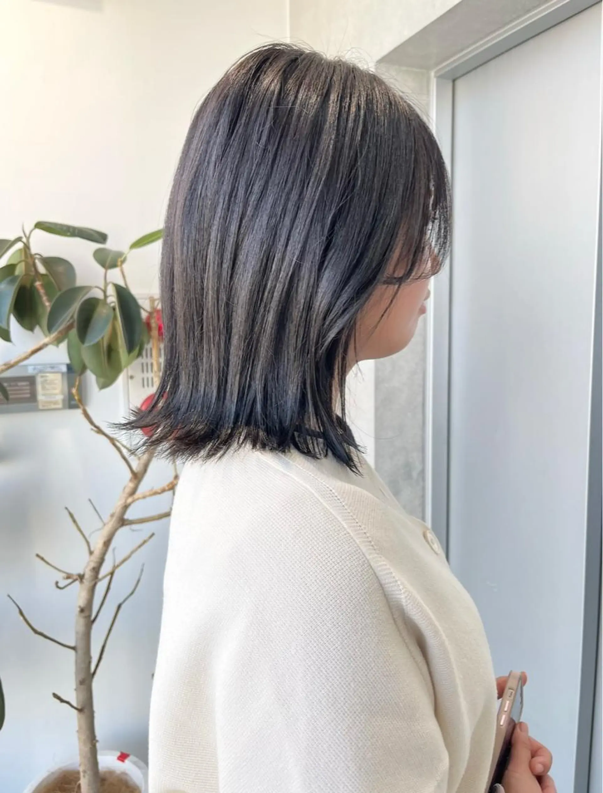 ミディアム カラー パーマ ヘアアレンジ 透明感/オリーブ/ グレージュ/YUKAのヘアスタイル