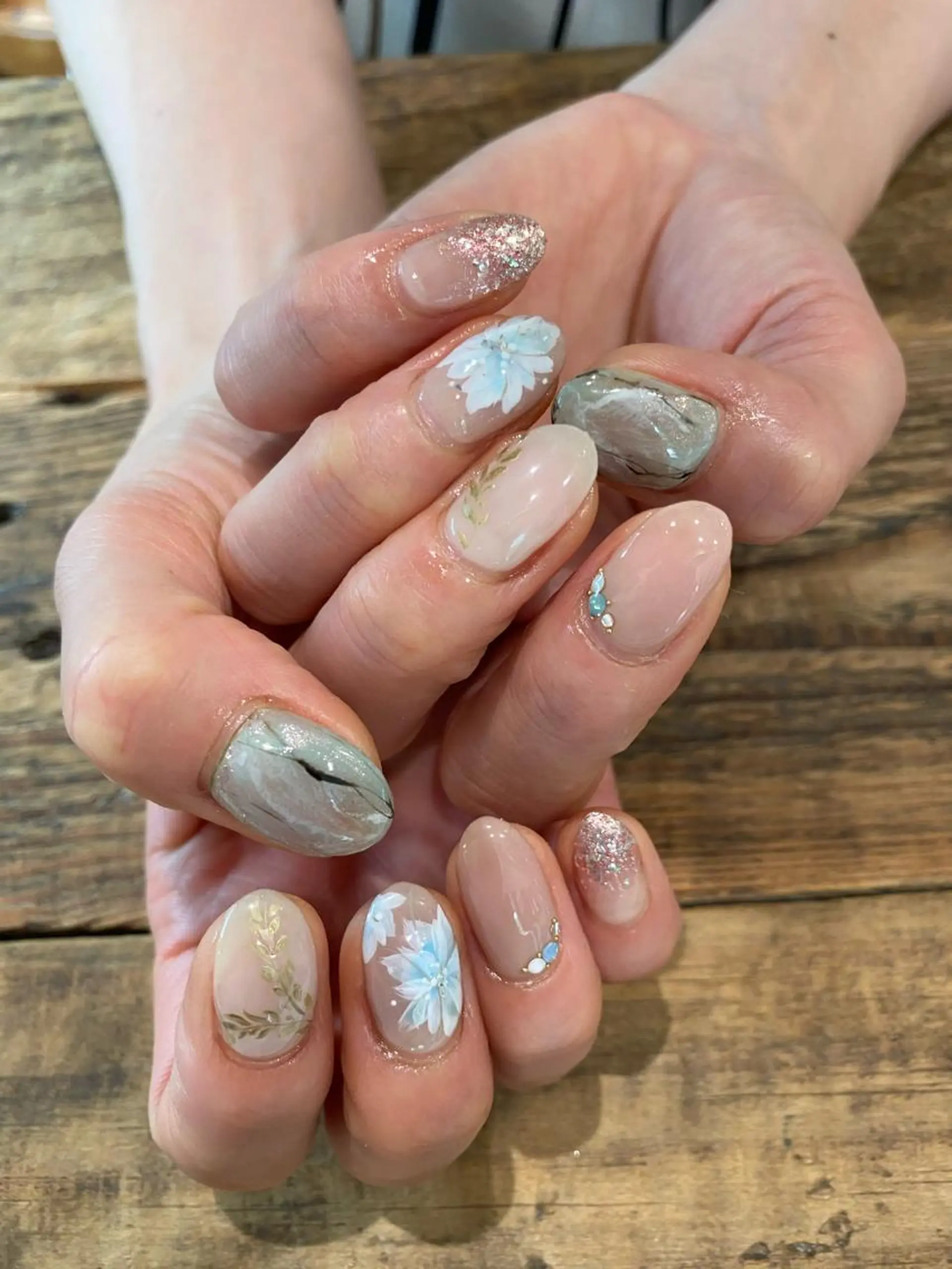 ネイル 佐藤  悠子のネイルデザイン