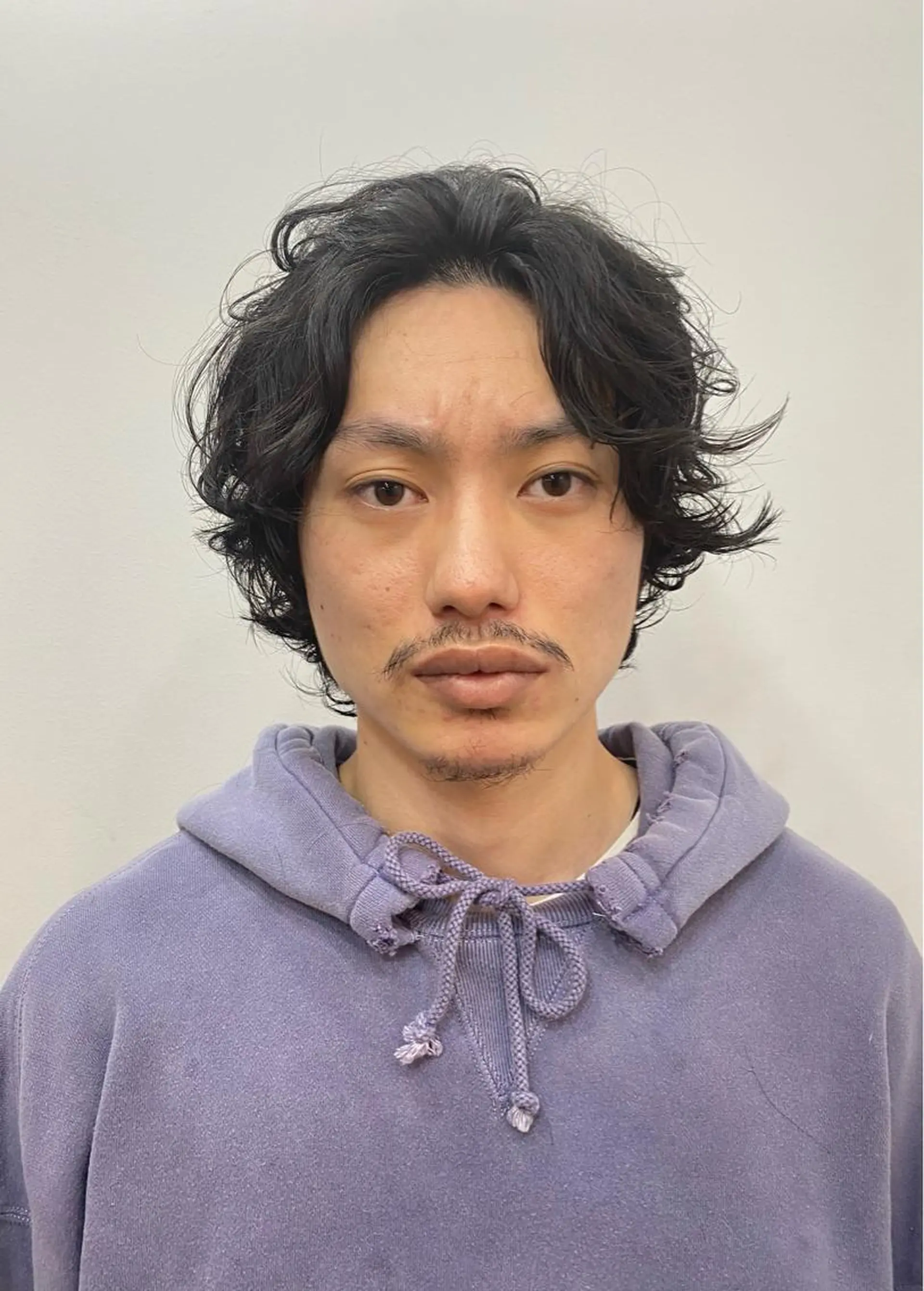 ミディアム パーマ ミディアムパーマ カット パーマ トリートメント ブリーチカラー急募✨ KENICHIのヘアスタイル