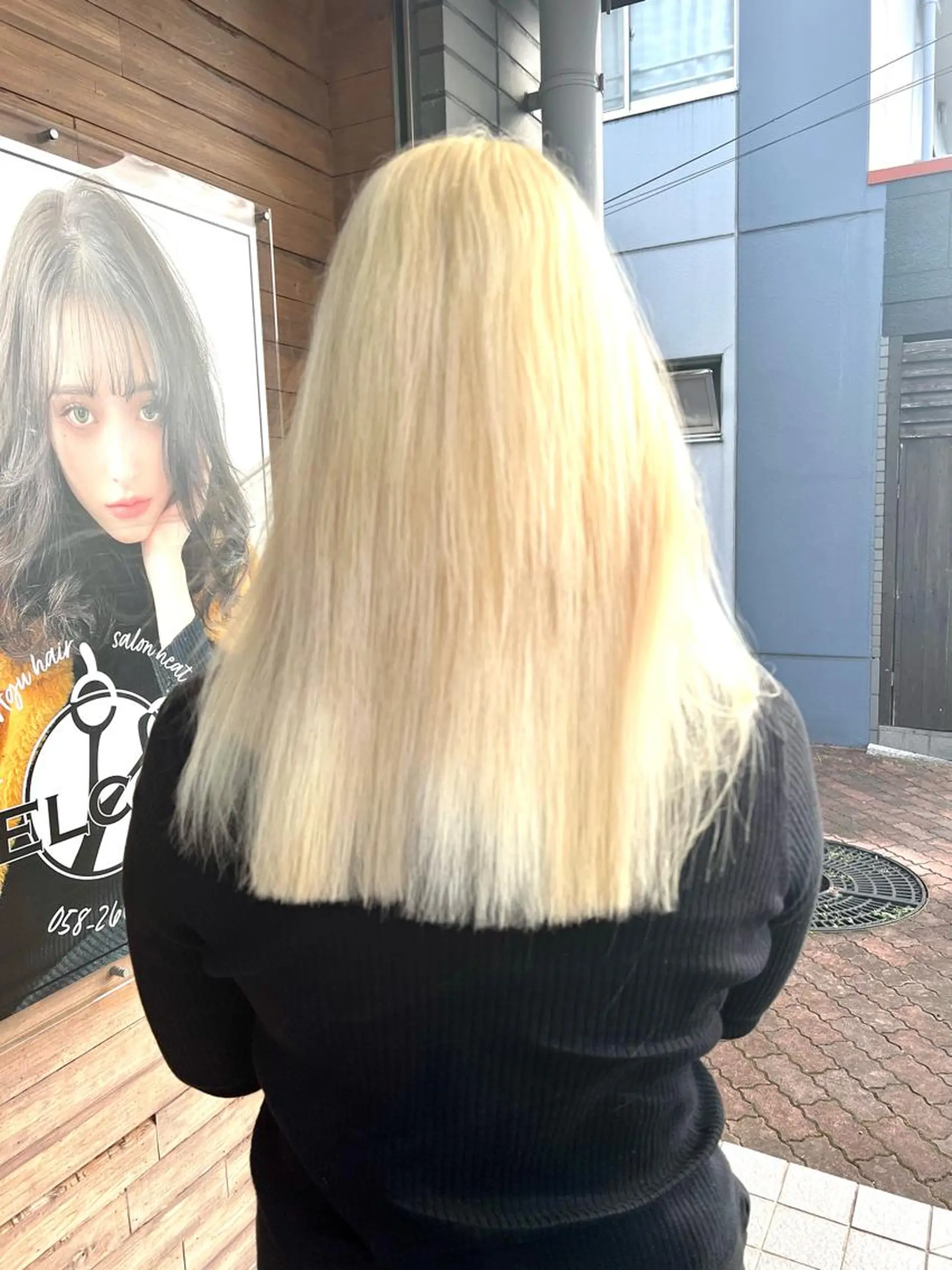 カラー 抜きっぱなしブロンド ブロンド アグヘアニコ大垣所属・山口 日和のヘアスタイル