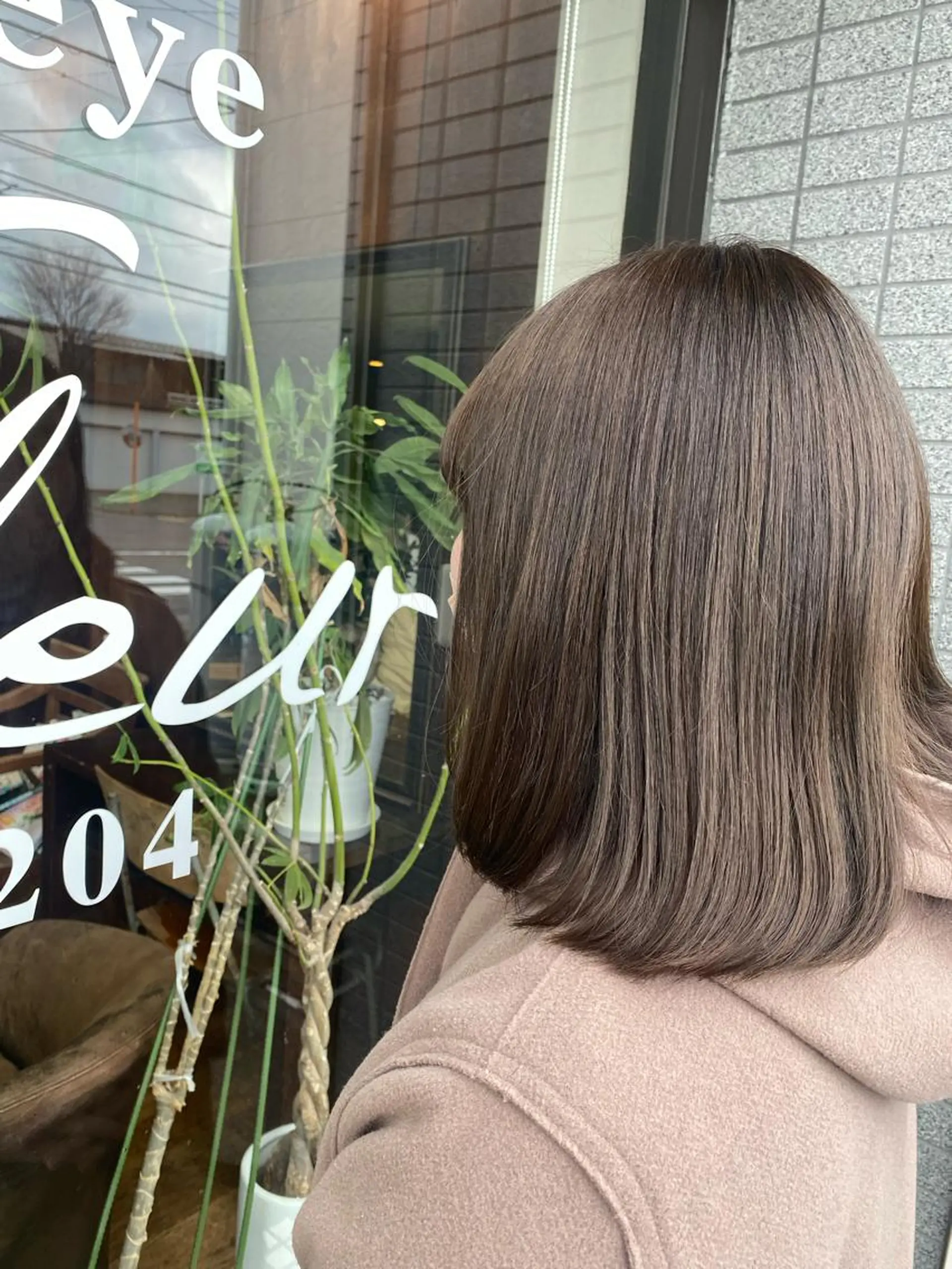 ミディアム 立野 希沙のヘアスタイル