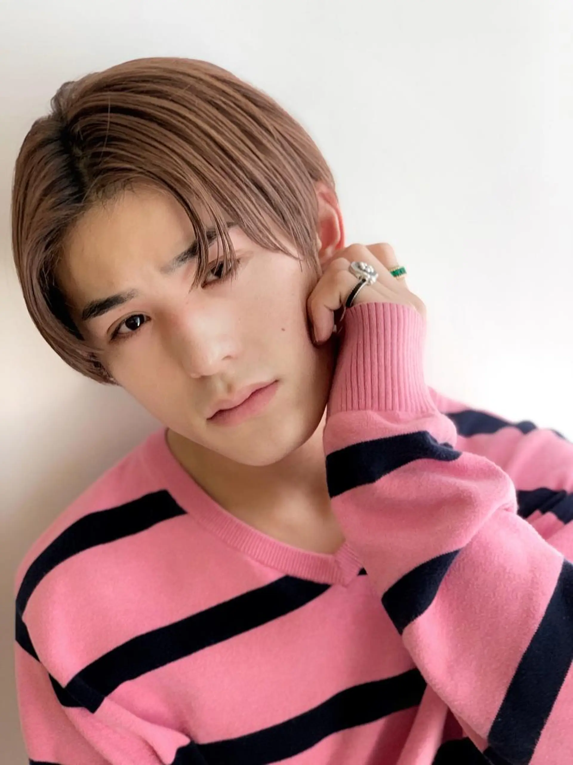 ミディアム カラー メンズ メンズ韓国風 韓国風ヘア カット ヘアセット メンズStylist 山根慧のヘアスタイル