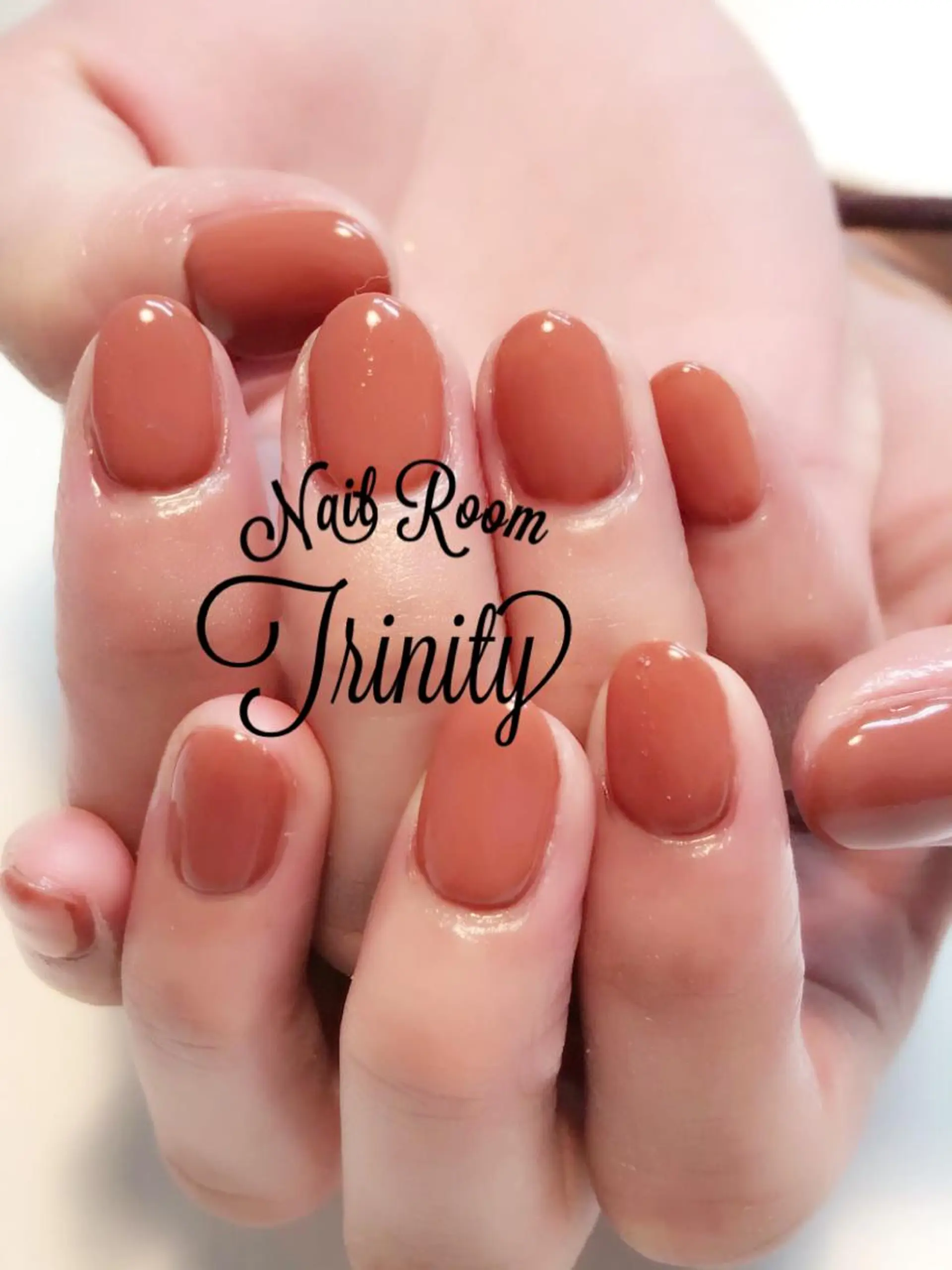 ネイル ハンドネイル Trinity ネイリストスタッフのネイルデザイン