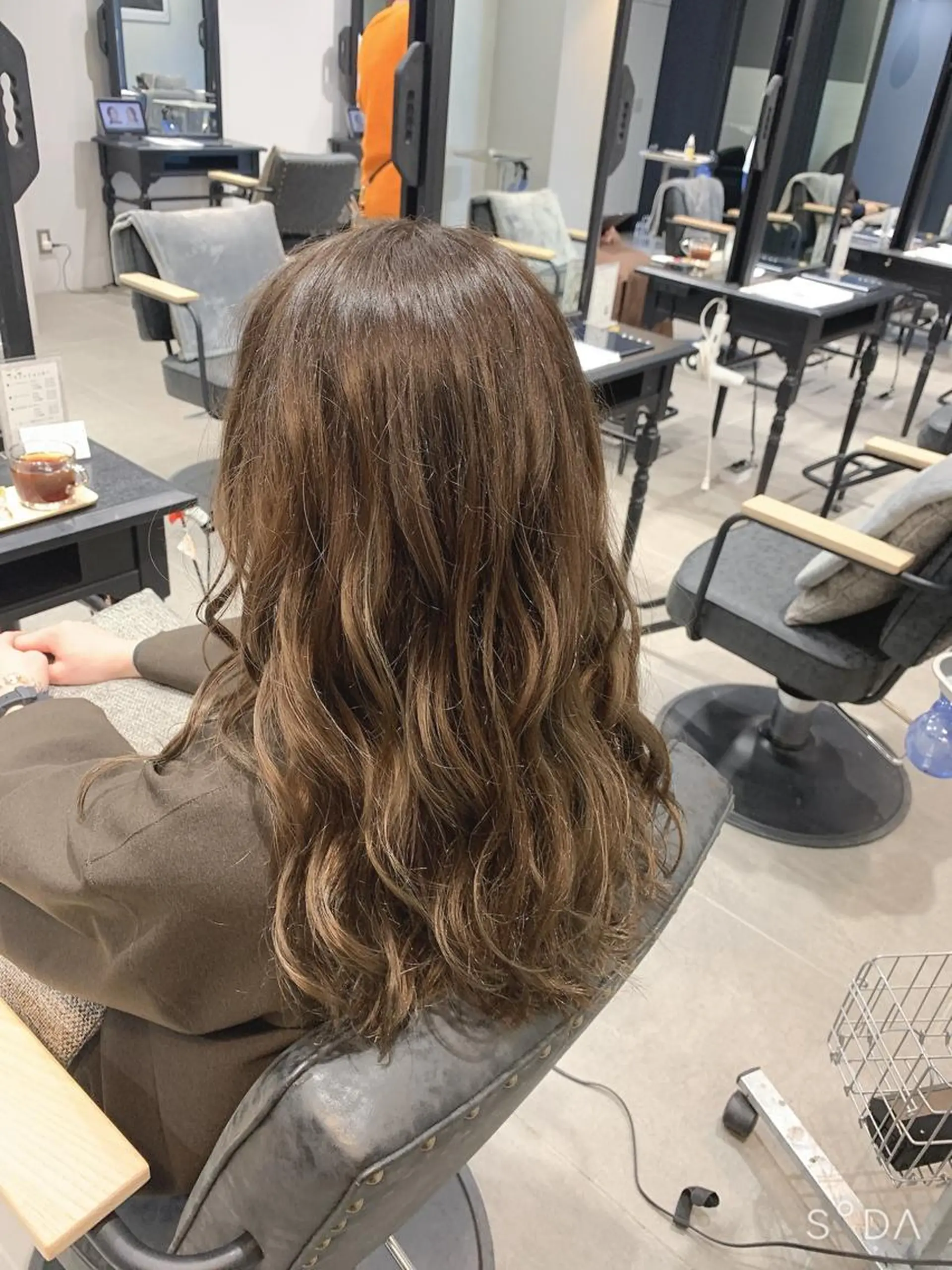 ロング カット ヘアカラー 【Gluck】高橋 大治のヘアスタイル