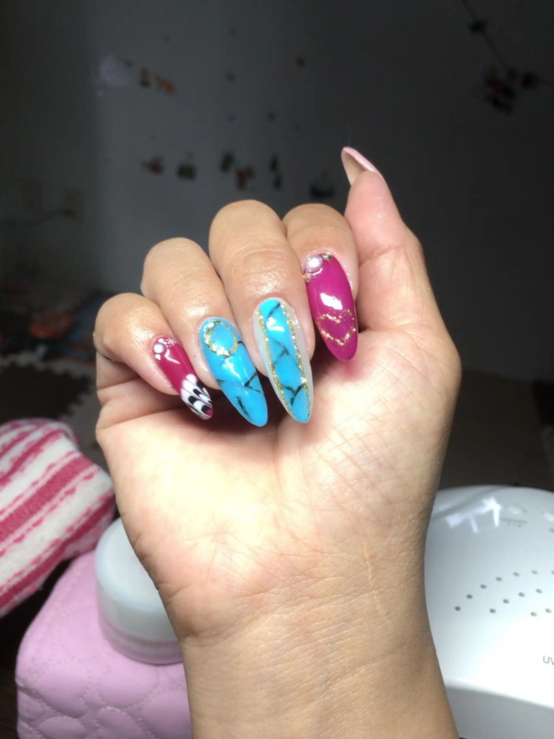 ネイル ハンドネイル ハンドケア ネイルサロン HARRYS所属・ネイル・脱毛サロン HARRYSのエステ・リラクイメージ