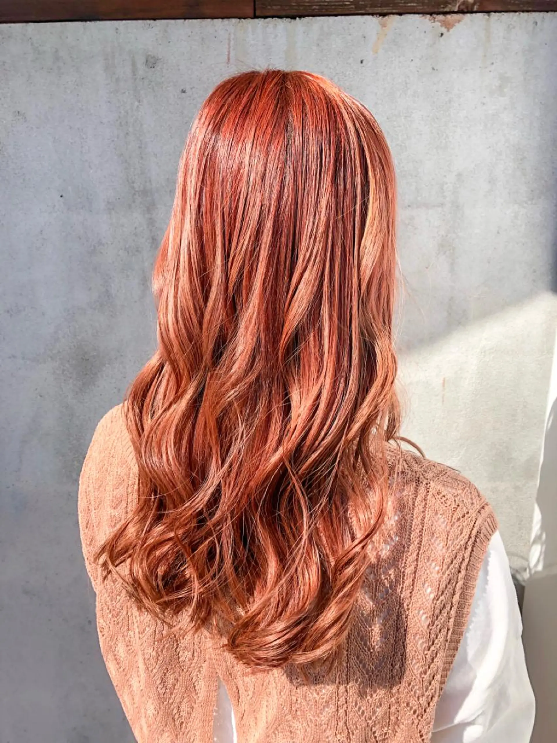 ロング カラー オレンジ ヘアカラー 佐藤 美聡のヘアスタイル