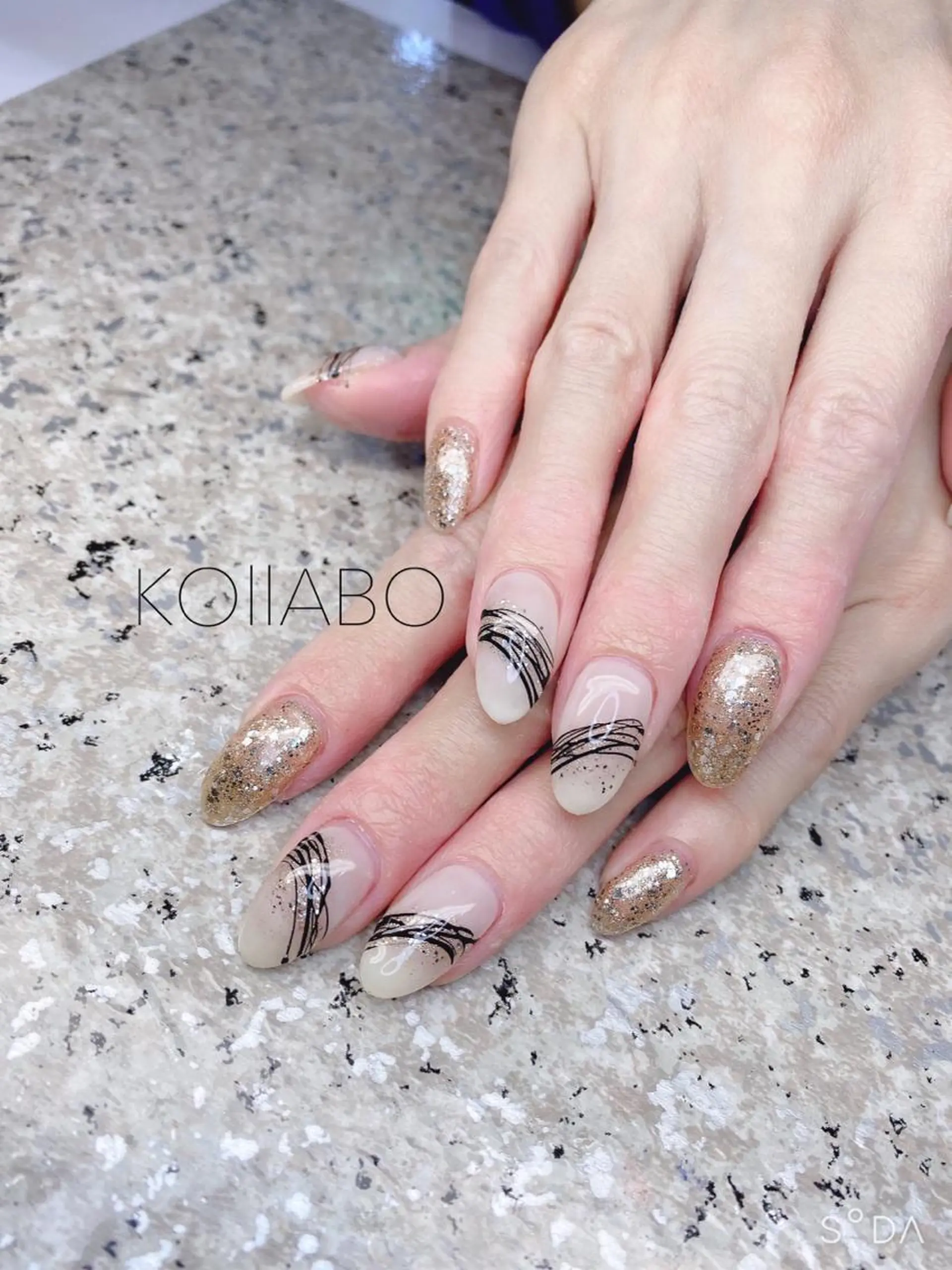 ネイル KOLLABO nailのネイルデザイン