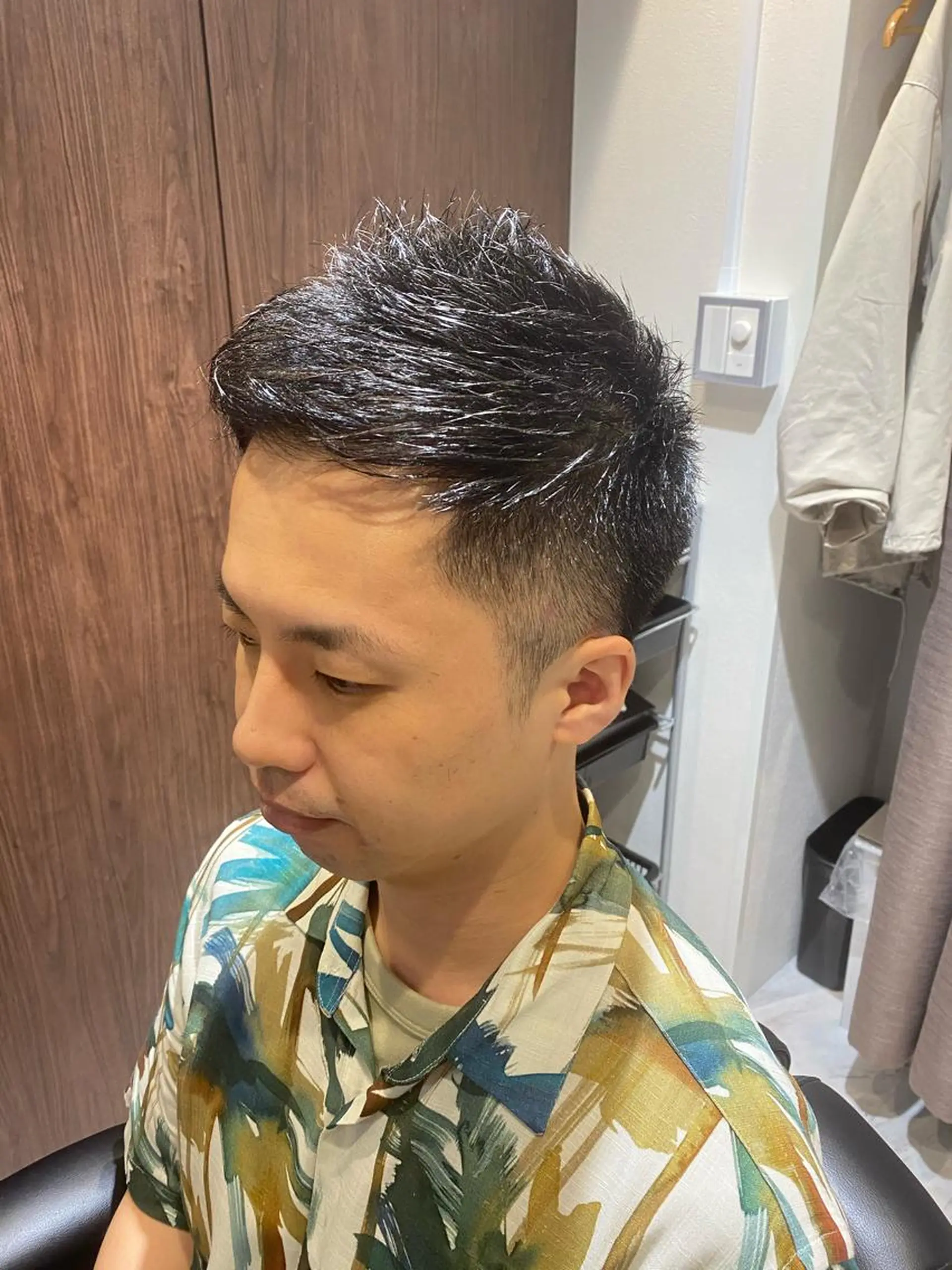 ショート ショートヘア 小野 大輔のヘアスタイル
