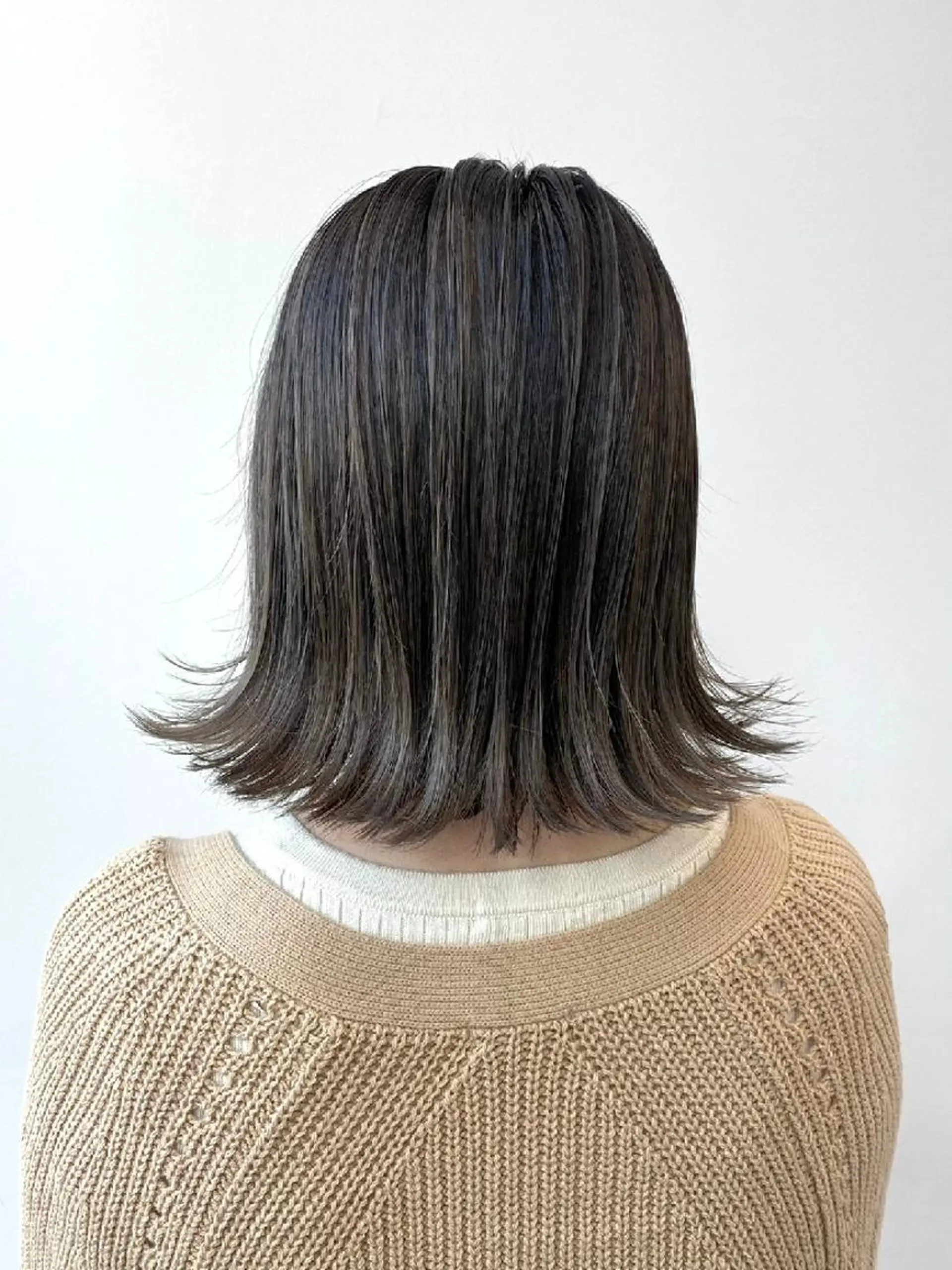 ショート カラー siesta by amble luxeのヘアスタイル